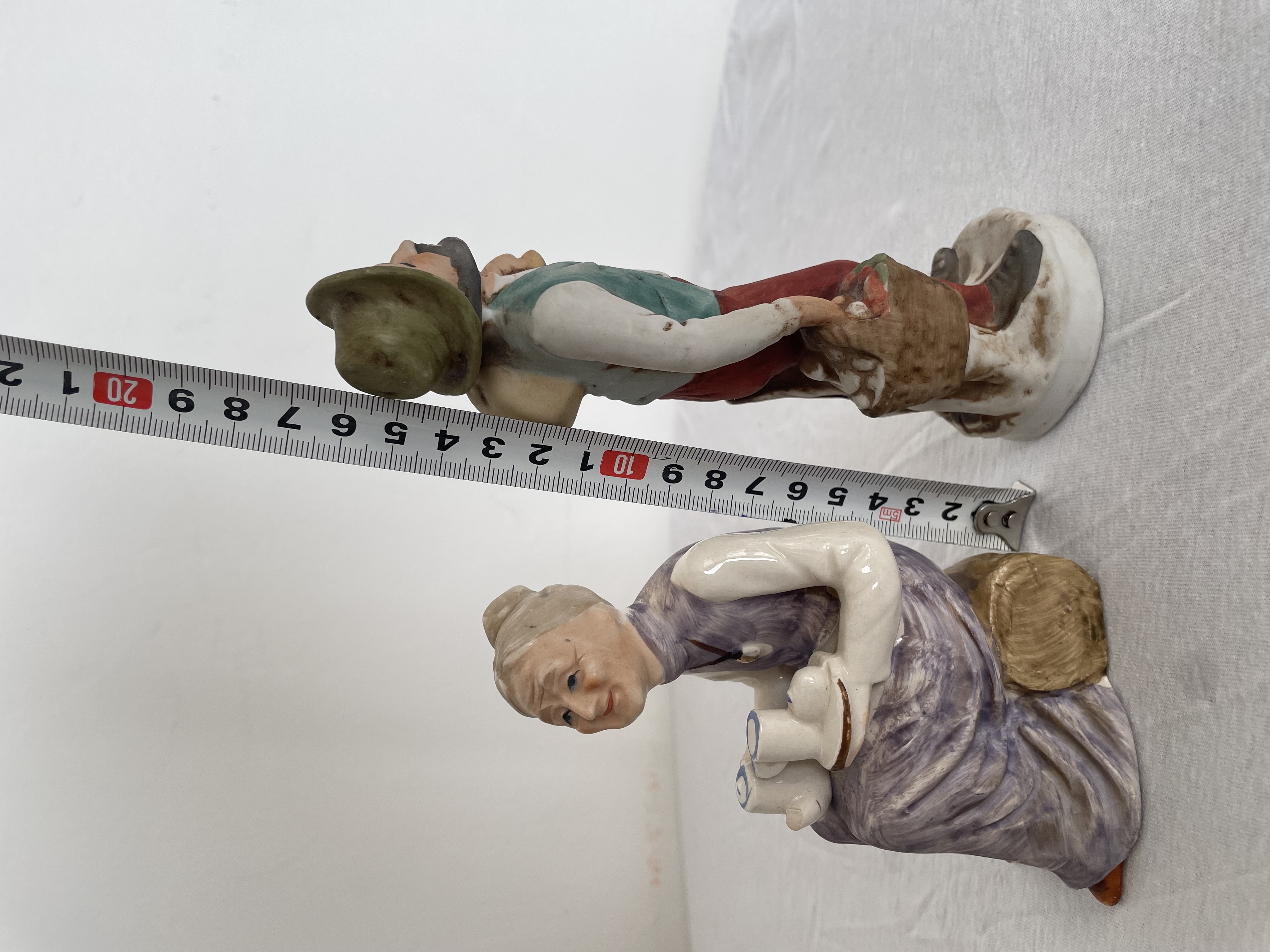 Opa en oma beeldjes keramiek – foto 5 – kavel bij GSD Auctions, Zoeterwoude