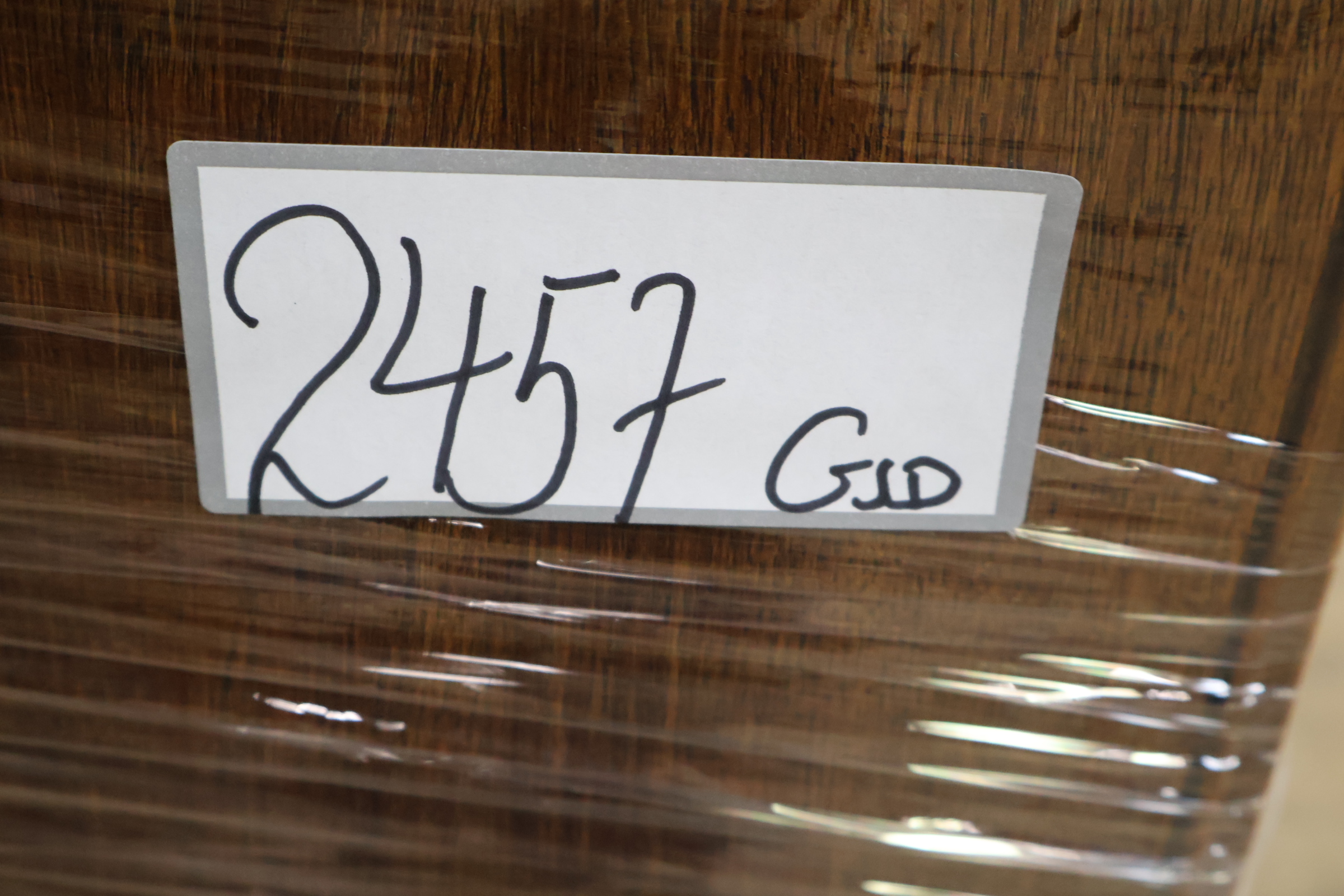Houten kist met Houtsnijwerk' – foto 18 – kavel bij GSD Auctions, Zoeterwoude
