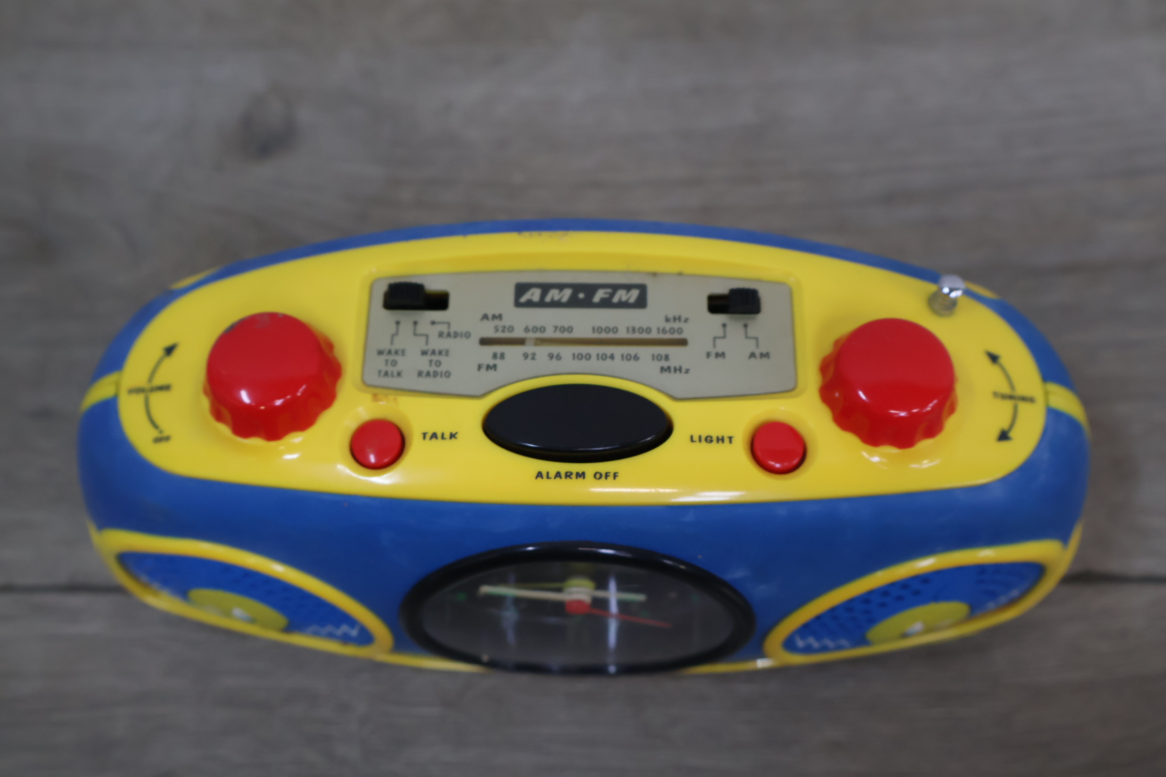 Looney Tunes kinderwekker met radio' – foto 5 – kavel bij GSD Auctions, Zoeterwoude