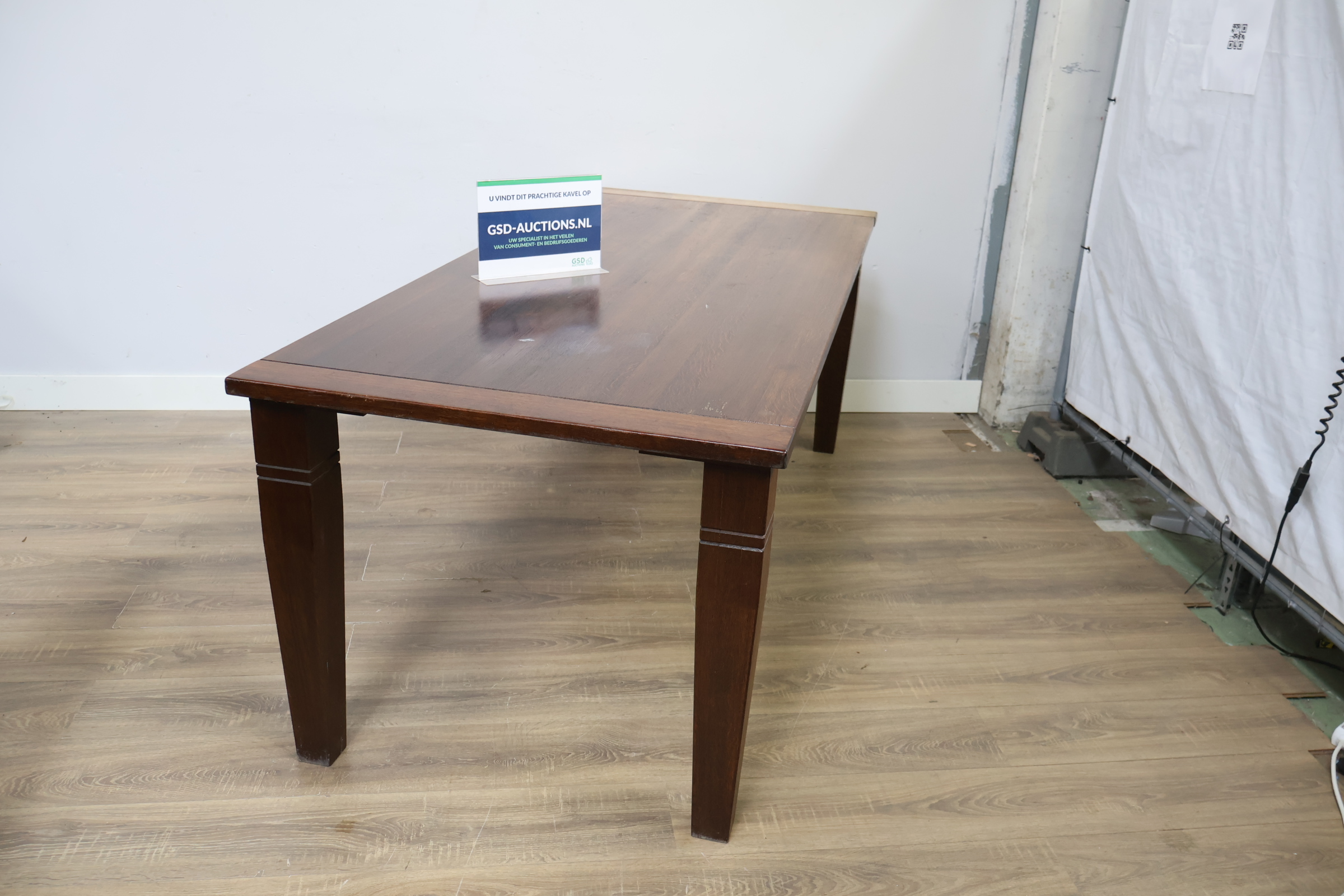 Houten eettafel - 200 CM' – foto 2 – kavel bij GSD Auctions, Zoeterwoude