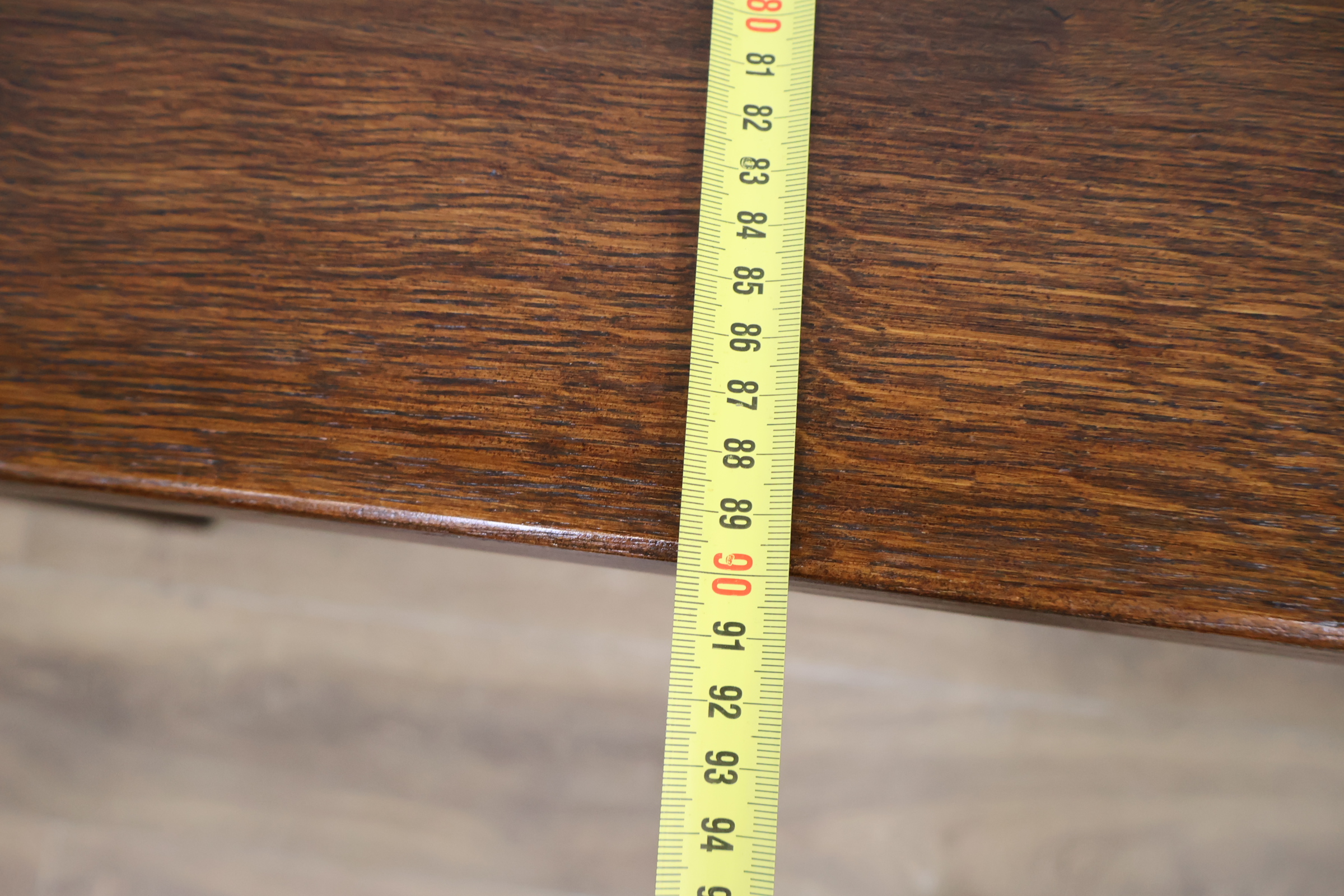 Houten eettafel - 200 CM' – foto 13 – kavel bij GSD Auctions, Zoeterwoude