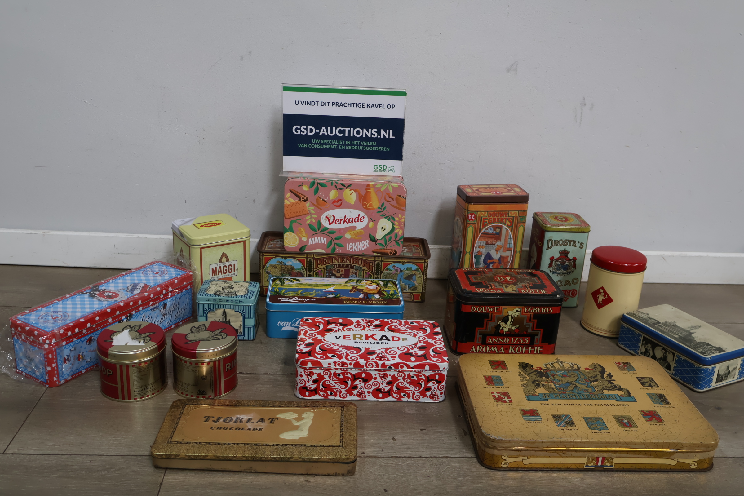 Verzameling vintage blikken' – foto 2 – kavel bij GSD Auctions, Zoeterwoude