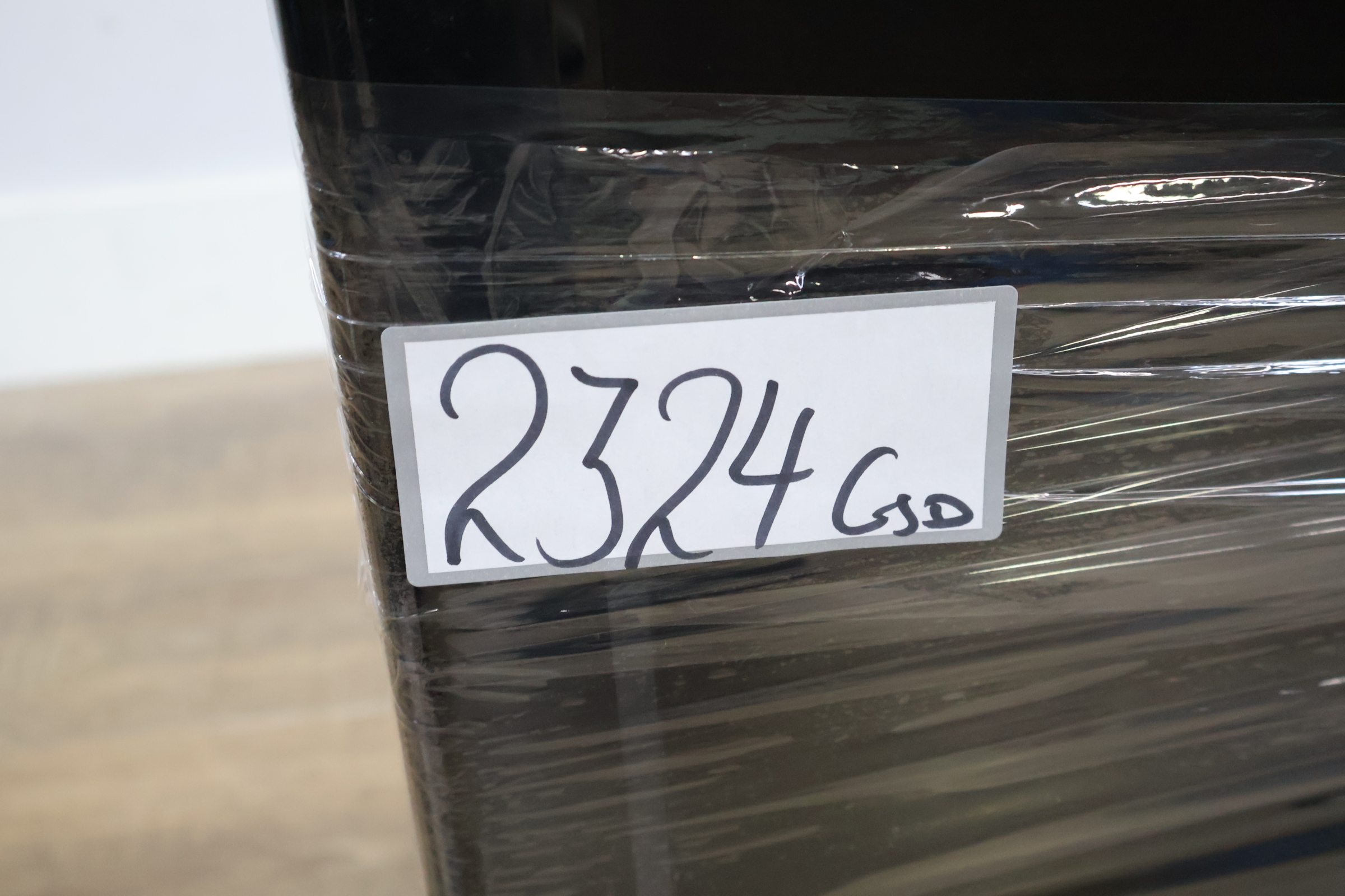 Panasonic Viera LCD-televisie - 32'inch' – foto 24 – kavel bij GSD Auctions, Zoeterwoude