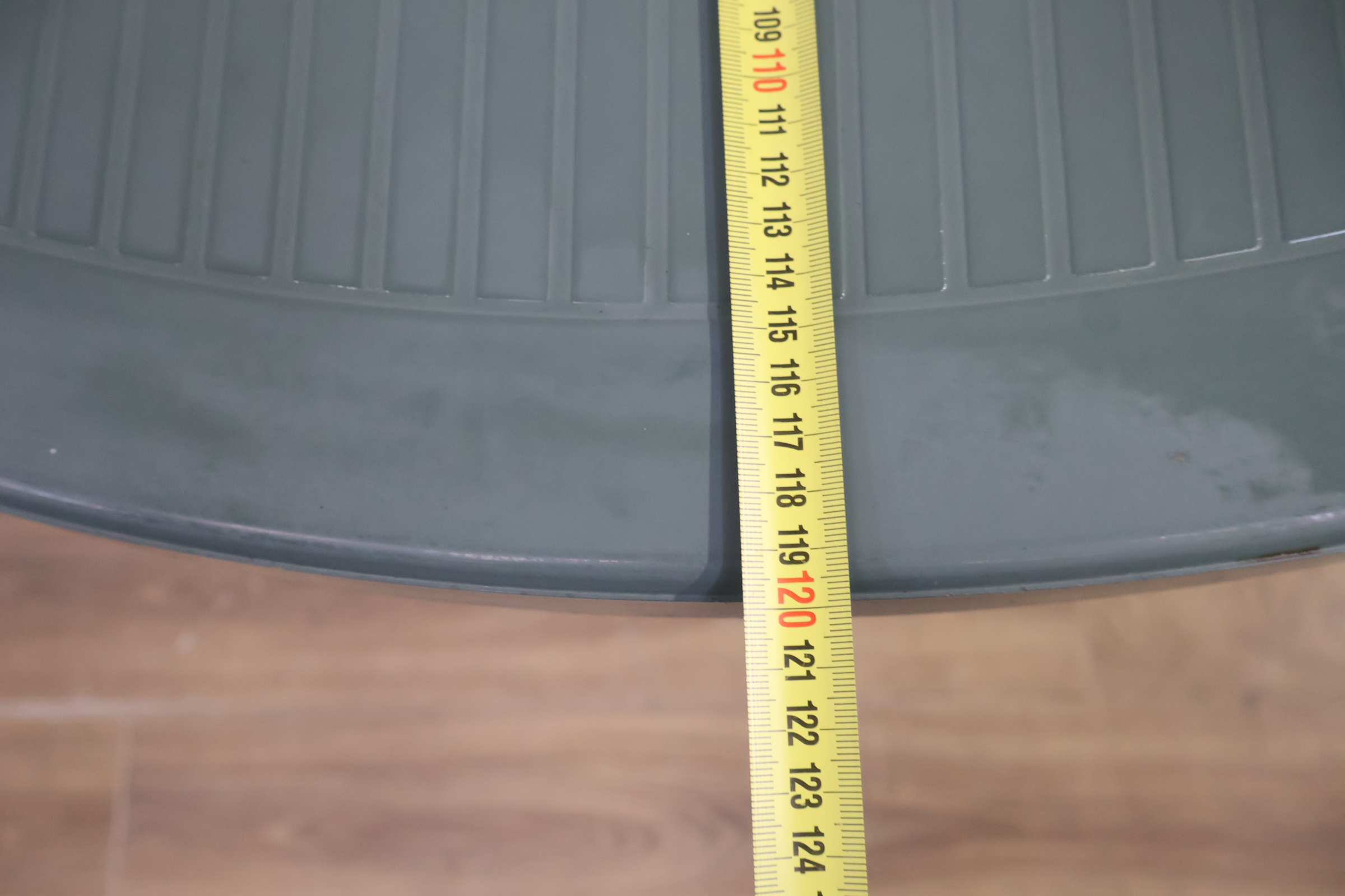 Groene ronde tuintafel kunststof - 120cm' – foto 12 – kavel bij GSD Auctions, Zoeterwoude