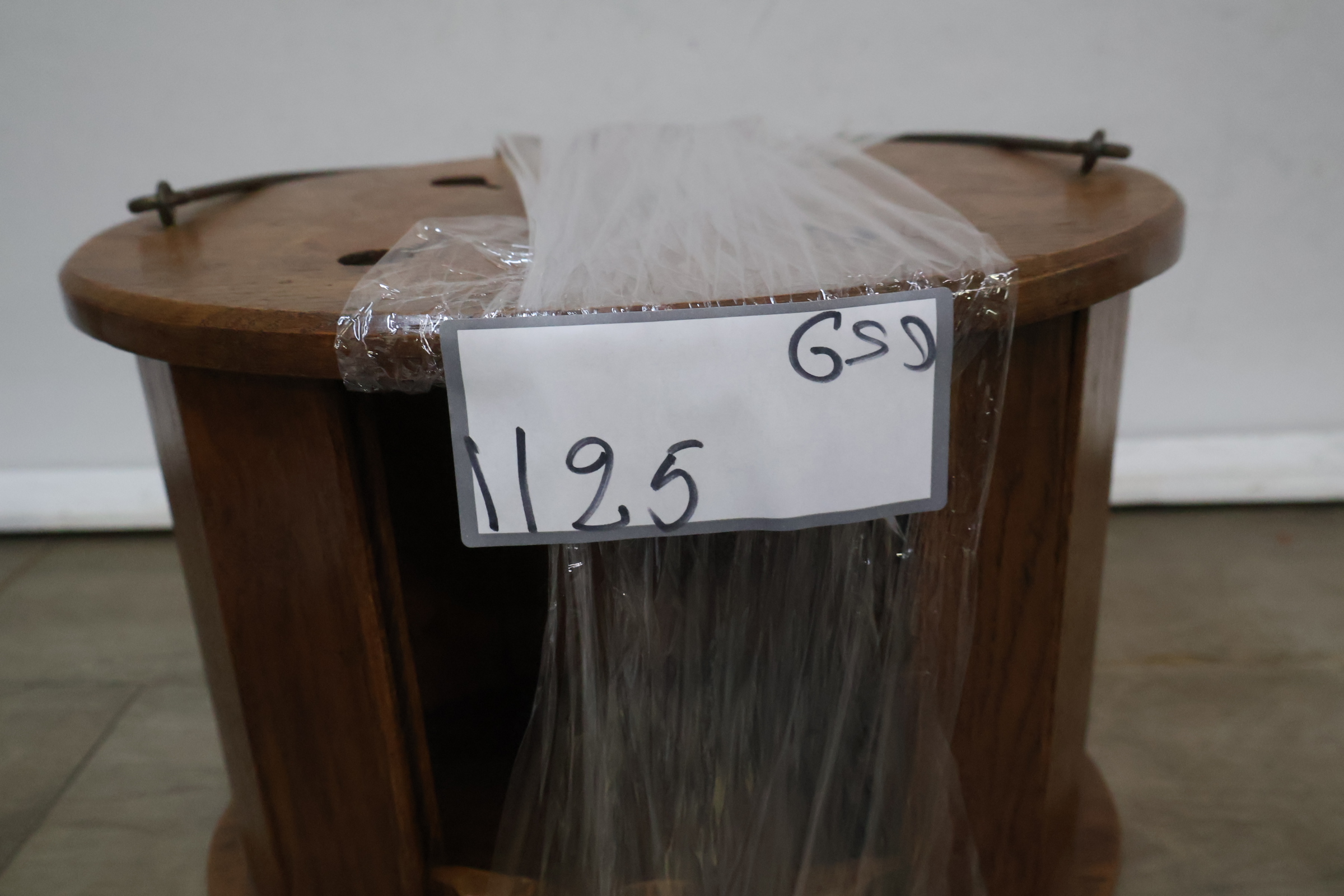 Vintage stoof' – foto 13 – kavel bij GSD Auctions, Zoeterwoude