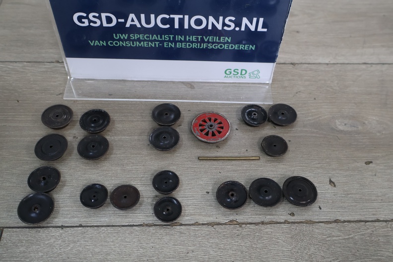 Diverse modeltrein wielen en assen' – foto 2 – kavel bij GSD Auctions, Zoeterwoude