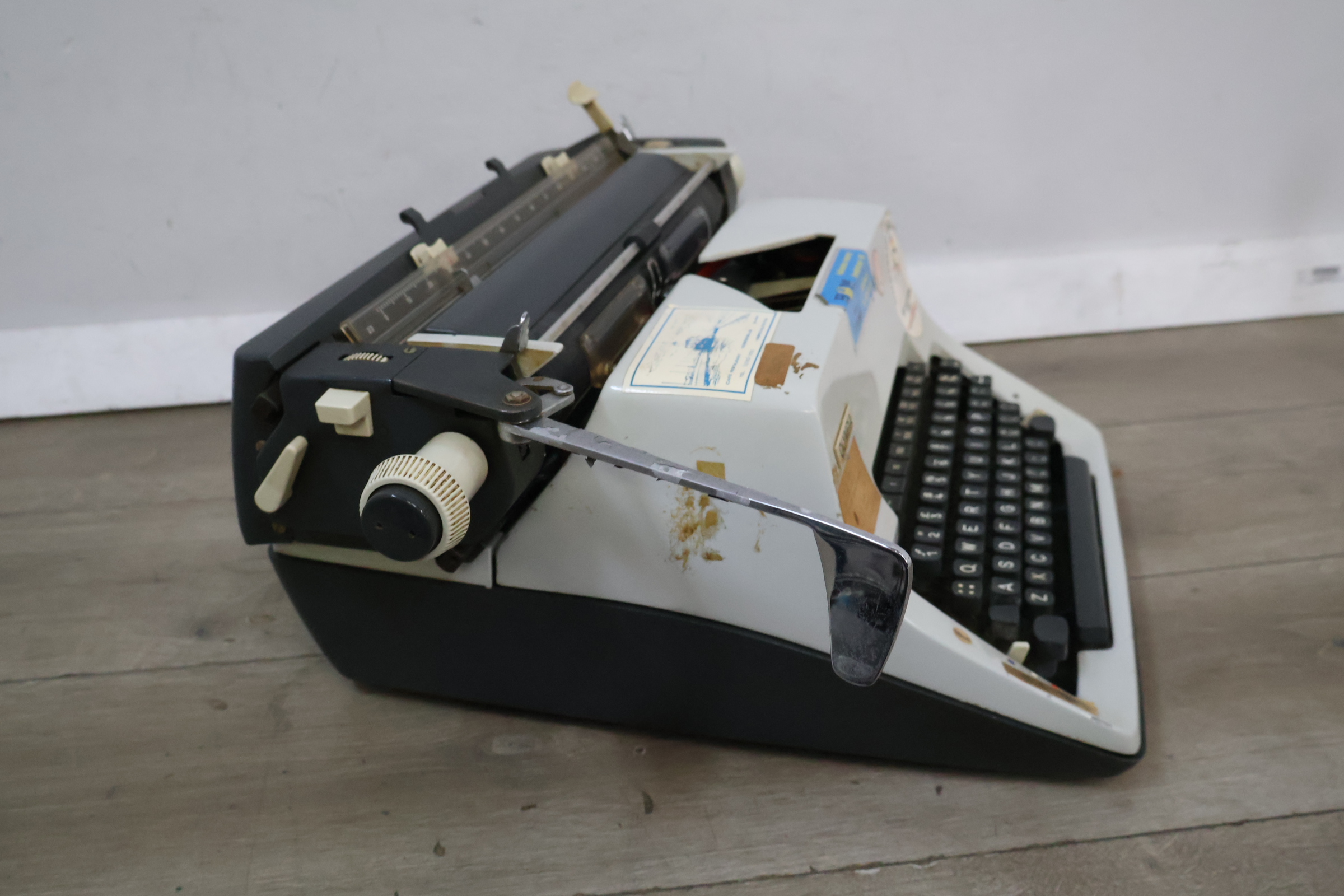 Olympia typemachine' – foto 11 – kavel bij GSD Auctions, Zoeterwoude