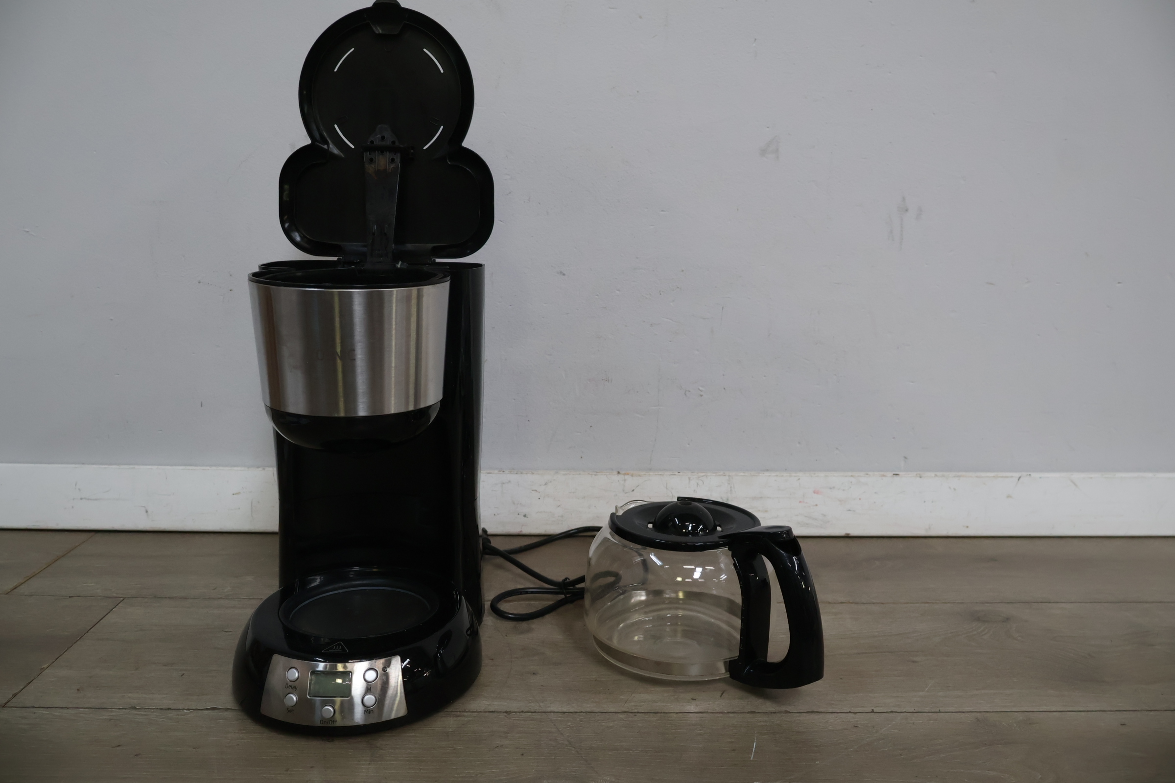 Bestron koffiezetapparaat met glazen kan' – foto 8 – kavel bij GSD Auctions, Zoeterwoude