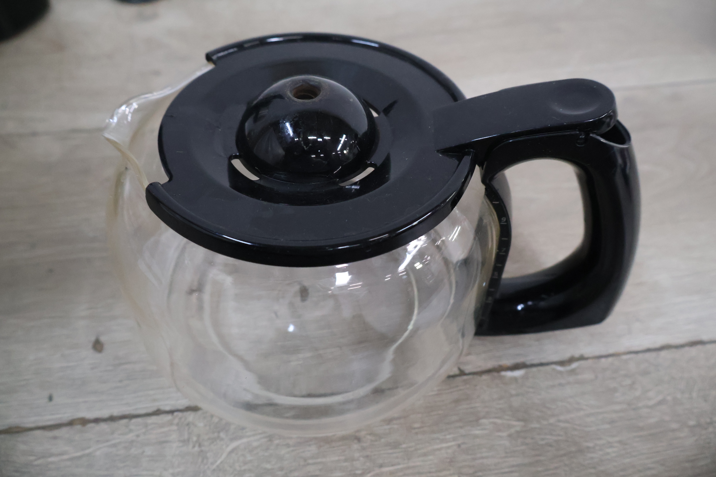 Bestron koffiezetapparaat met glazen kan' – foto 12 – kavel bij GSD Auctions, Zoeterwoude