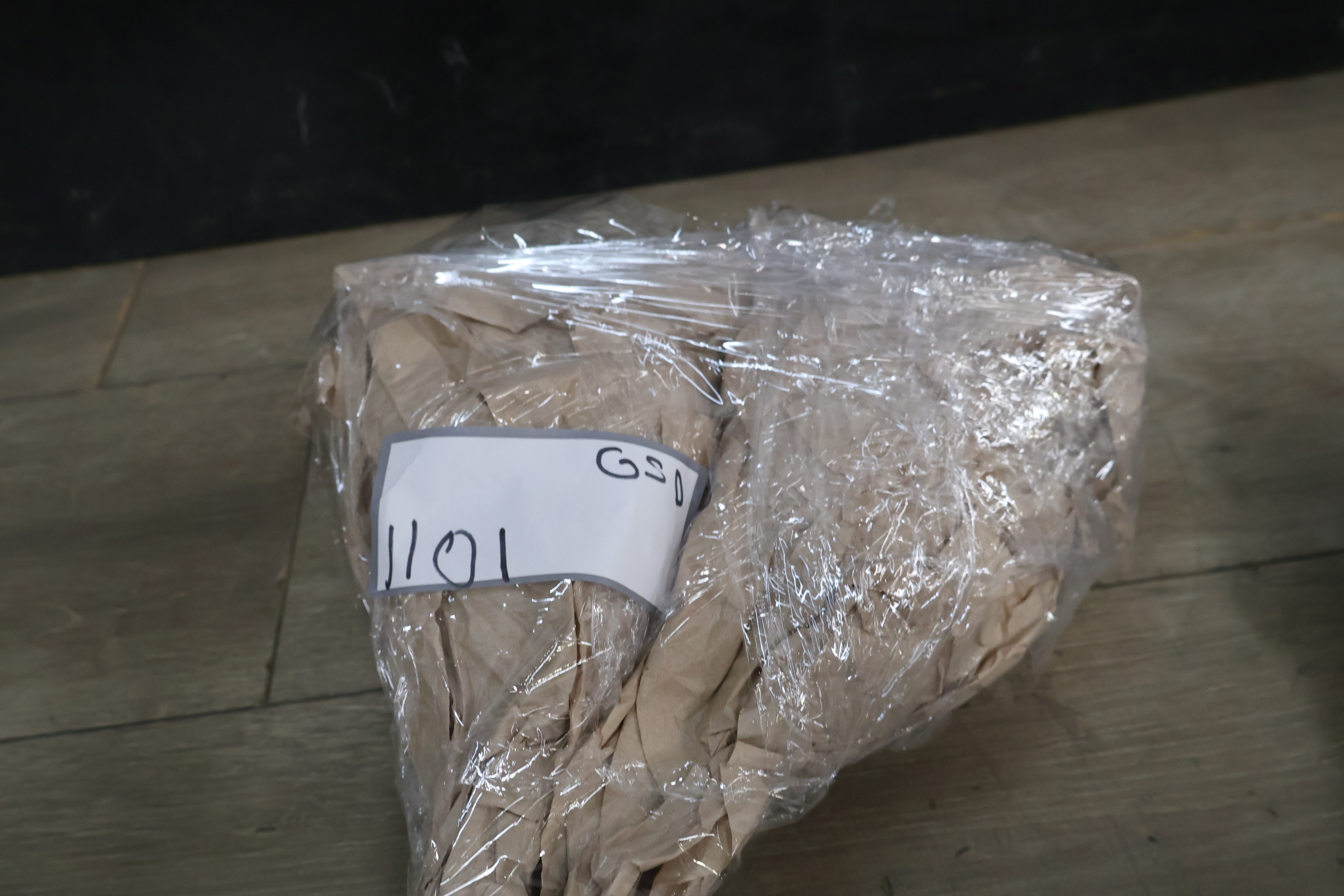 Set glazen kandelaren met bloemmotief' – foto 18 – kavel bij GSD Auctions, Zoeterwoude