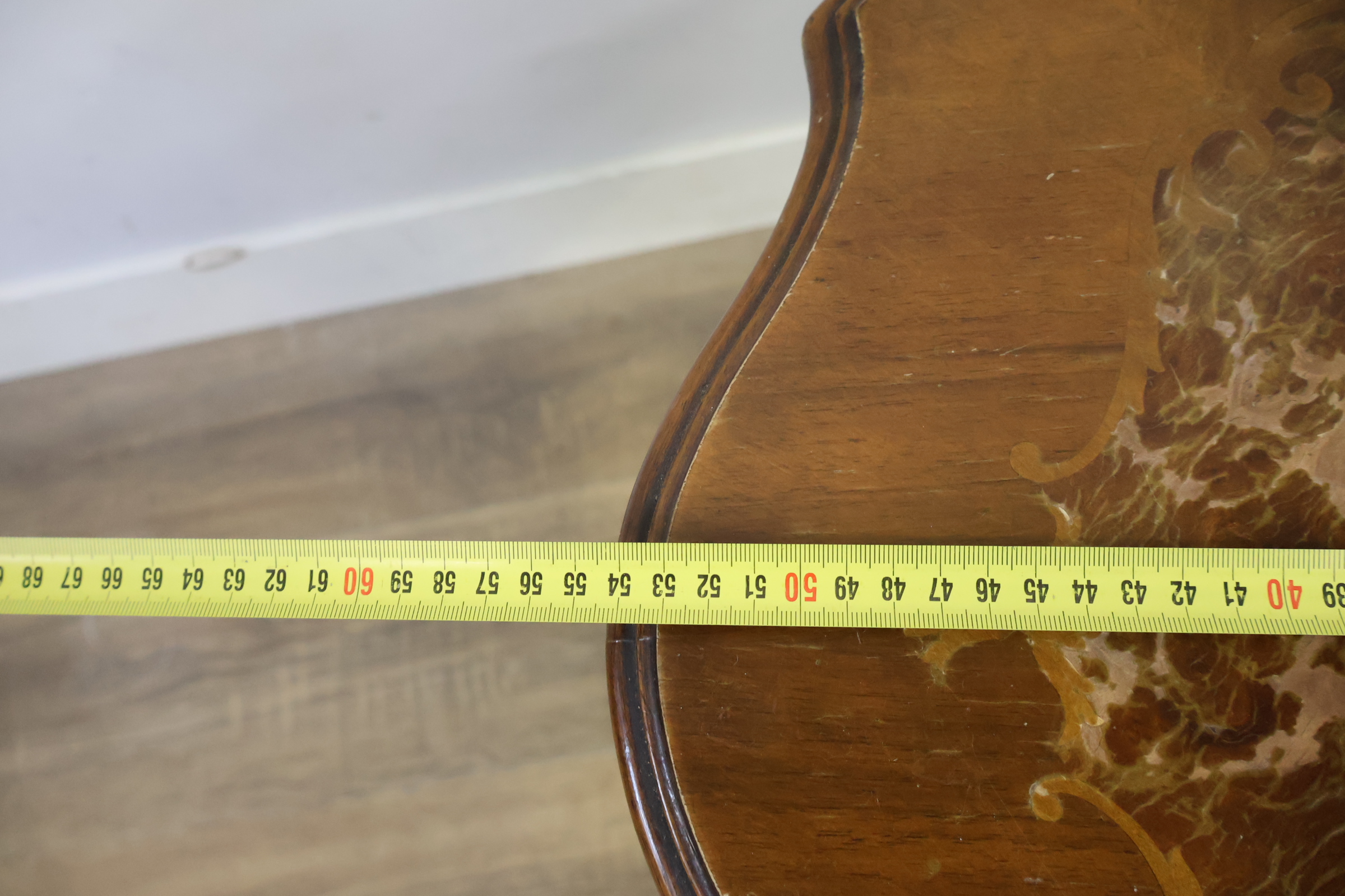 Antieke Klassieke houten bijzettafel' – foto 16 – kavel bij GSD Auctions, Zoeterwoude