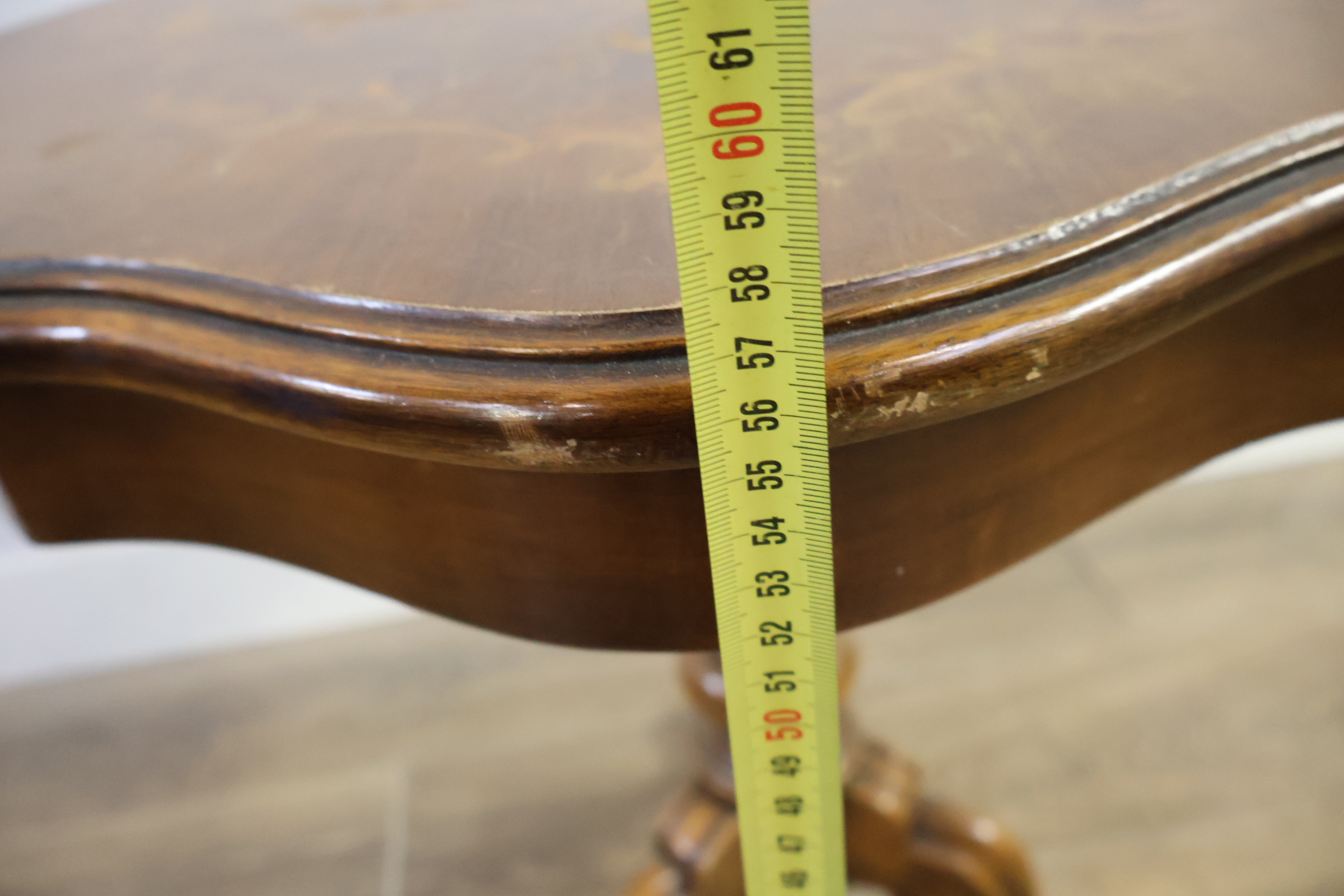 Antieke Klassieke houten bijzettafel' – foto 17 – kavel bij GSD Auctions, Zoeterwoude