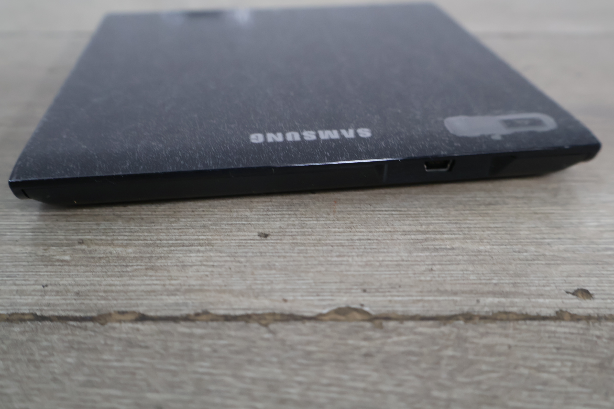 Samsung Ultra Thin DVD Writer SE-208 – foto 11 – kavel bij GSD Auctions, Zoeterwoude