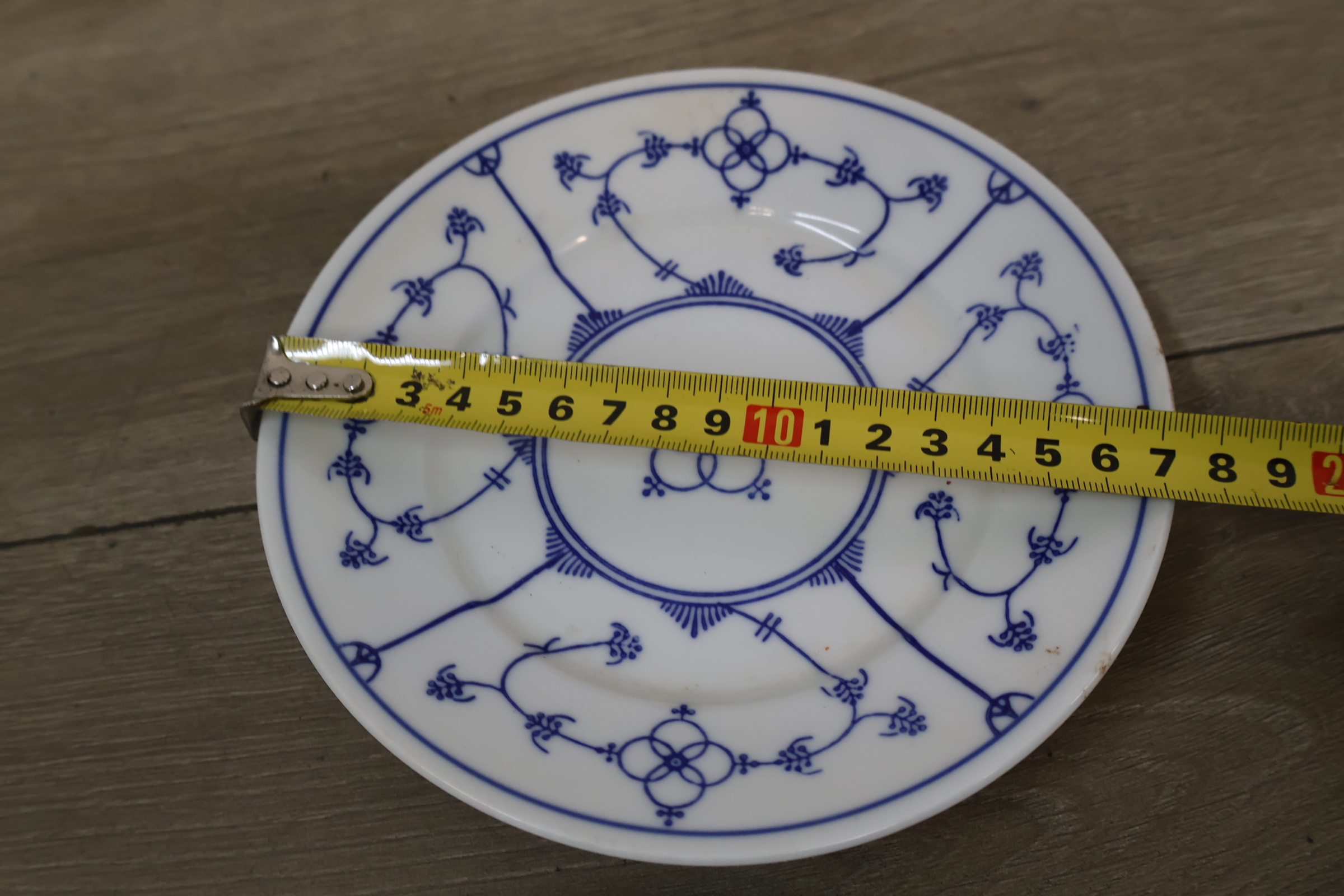 Set van 10 klein blauw-wit porseleinen bordjes – foto 14 – kavel bij GSD Auctions, Zoeterwoude