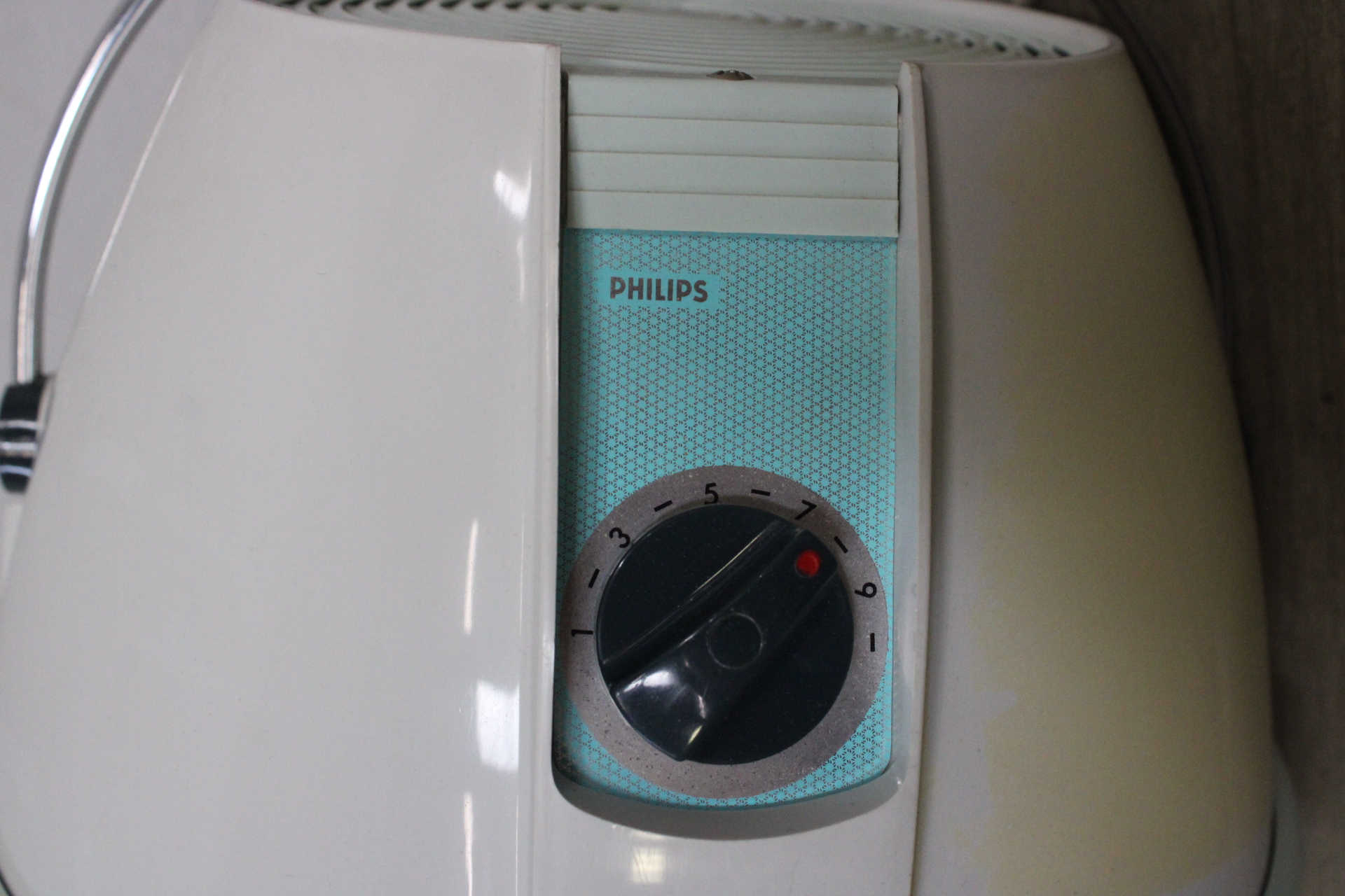 Philips HP 4607 haarföhn – foto 9 – kavel bij GSD Auctions, Zoeterwoude