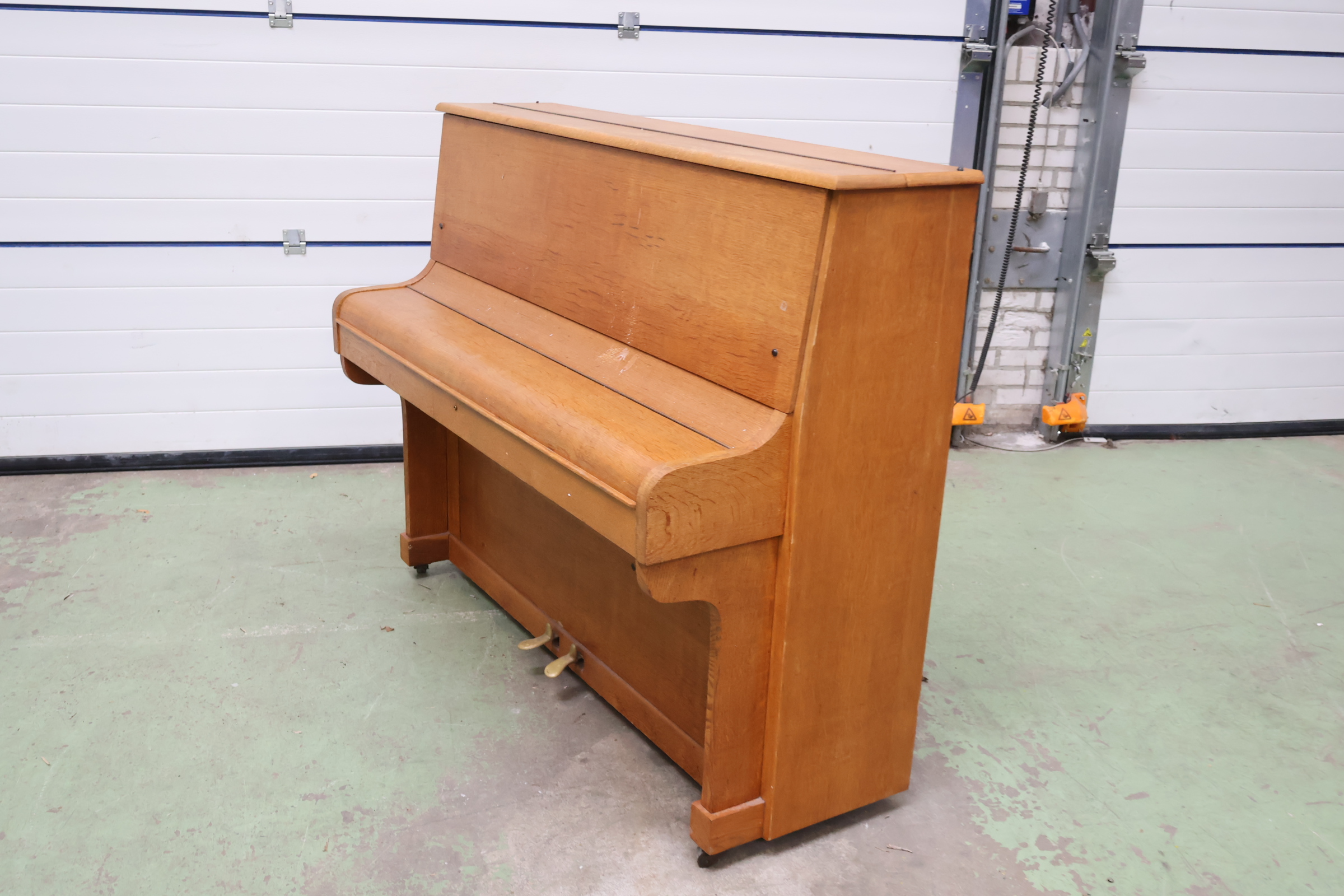 Bell Piano - Brijmen – foto 10 – kavel bij GSD Auctions, Zoeterwoude