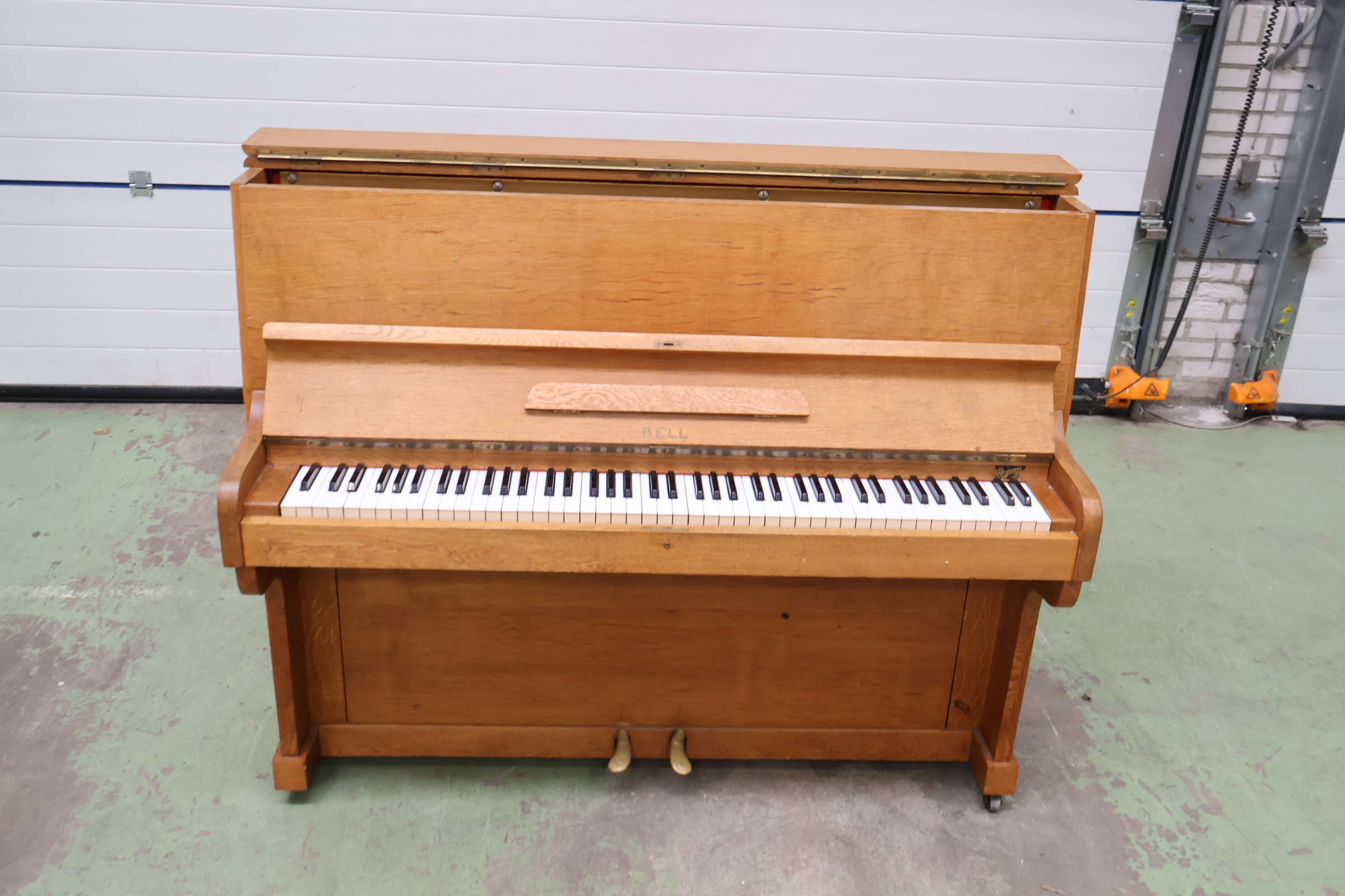 Bell Piano - Brijmen – foto 12 – kavel bij GSD Auctions, Zoeterwoude
