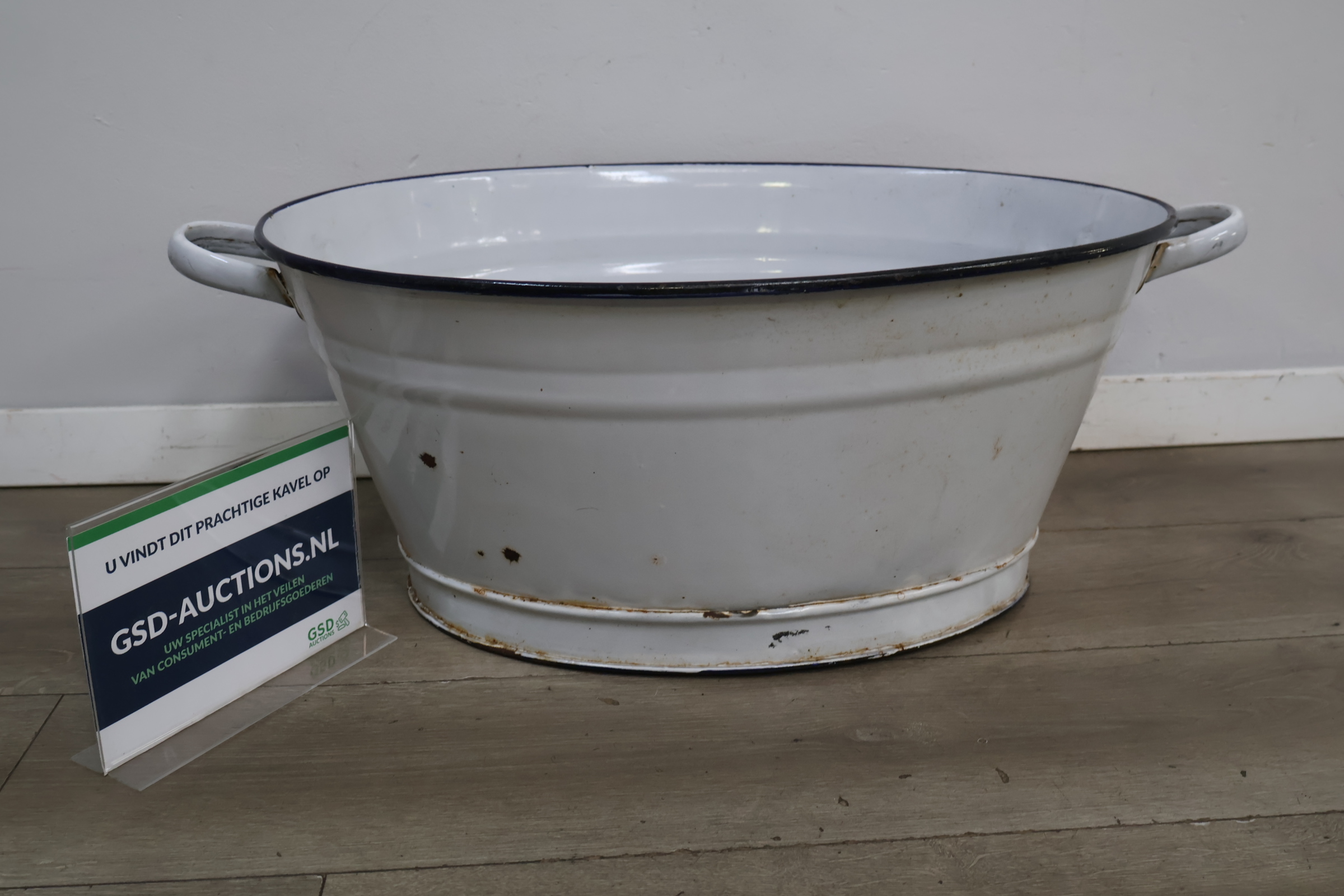 Witte geëmailleerde grote teil – foto 2 – kavel bij GSD Auctions, Zoeterwoude