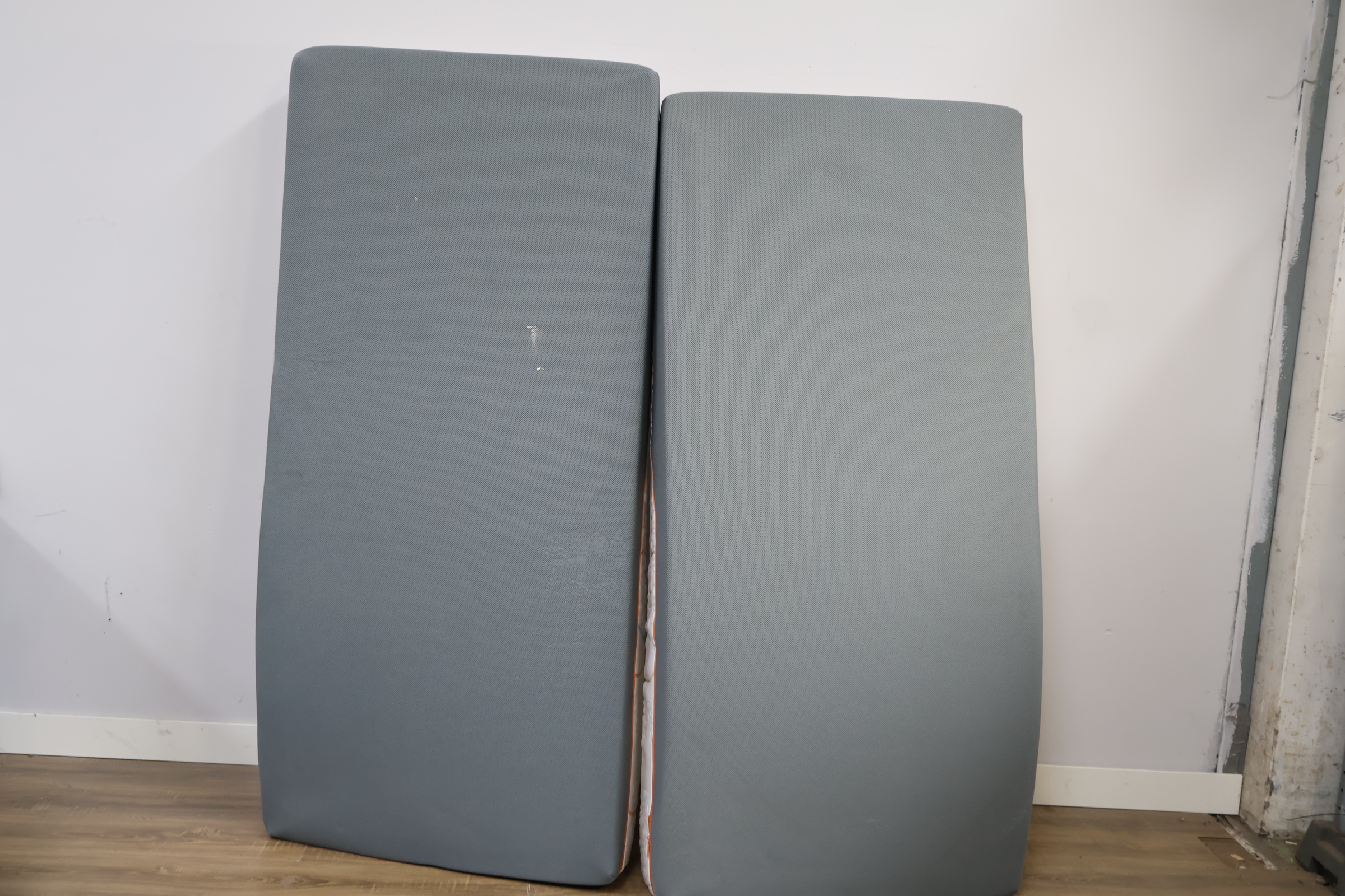 Mline Slow Motion Hybrid 6 - 2 Matrassen – foto 4 – kavel bij GSD Auctions, Zoeterwoude