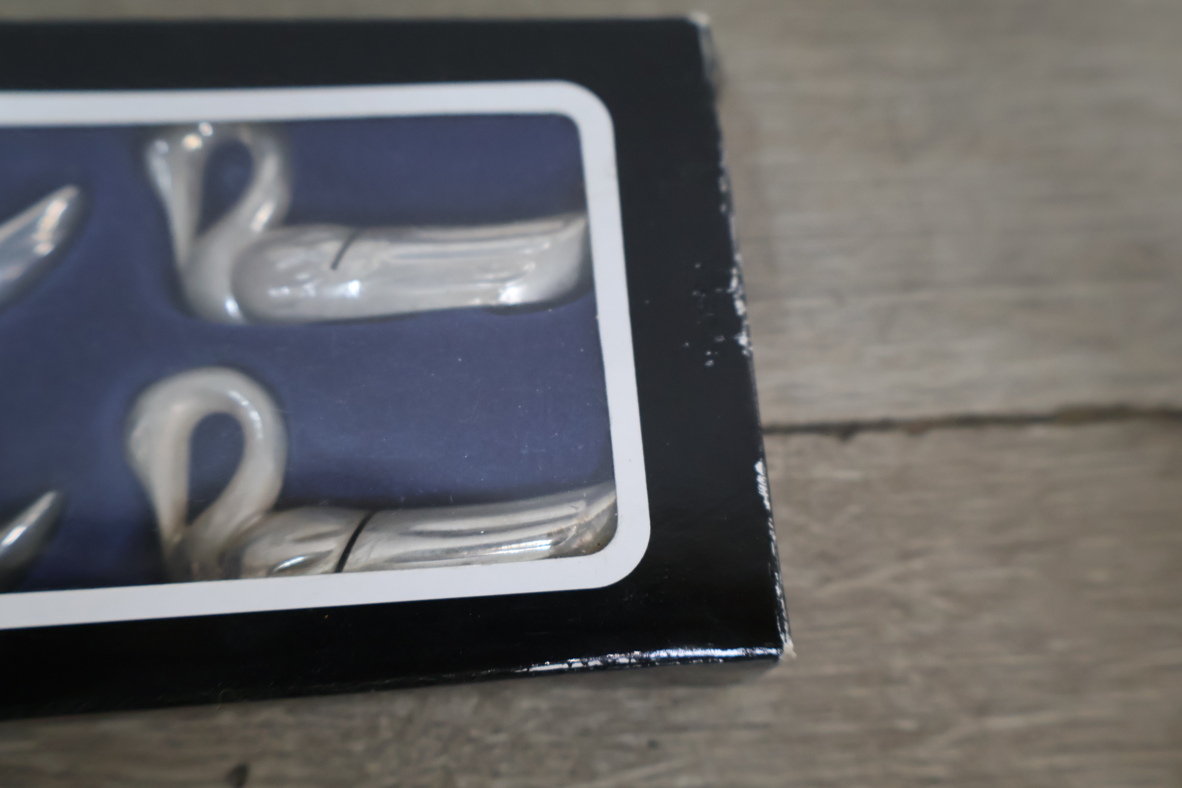 Set van 6 zilverkleurige zwaanvormige messenleggers – foto 5 – kavel bij GSD Auctions, Zoeterwoude