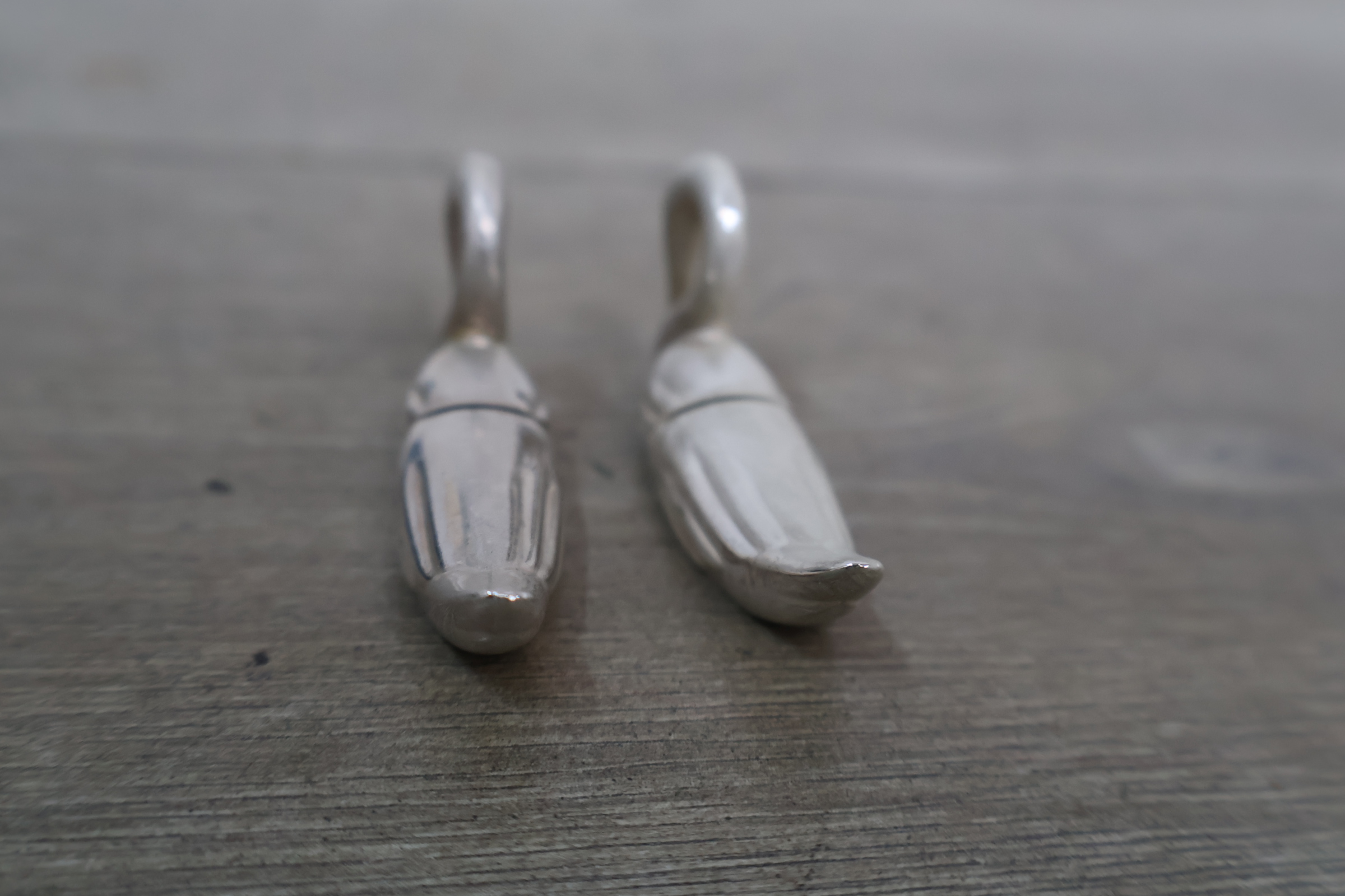 Set van 6 zilverkleurige zwaanvormige messenleggers – foto 12 – kavel bij GSD Auctions, Zoeterwoude