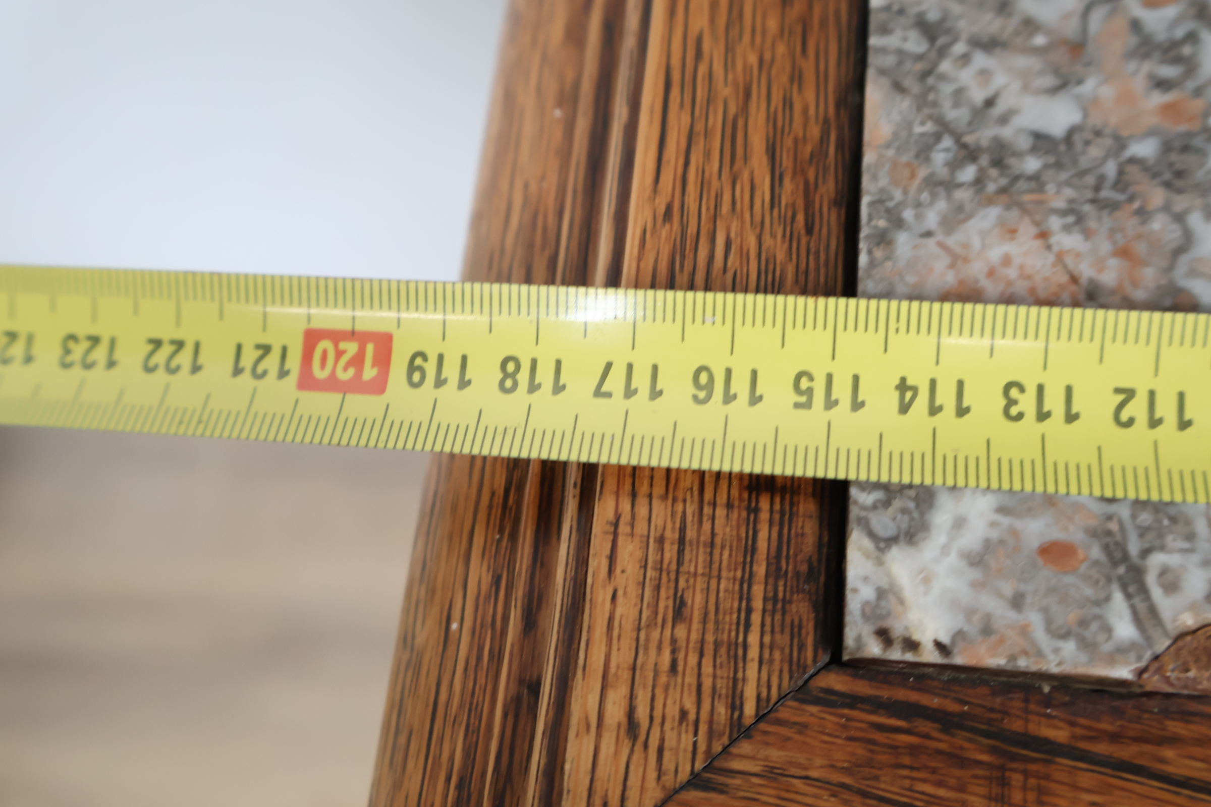 Antieke Franse Renaissance Henry II Walnut Buffetkast – foto 21 – kavel bij GSD Auctions, Zoeterwoude