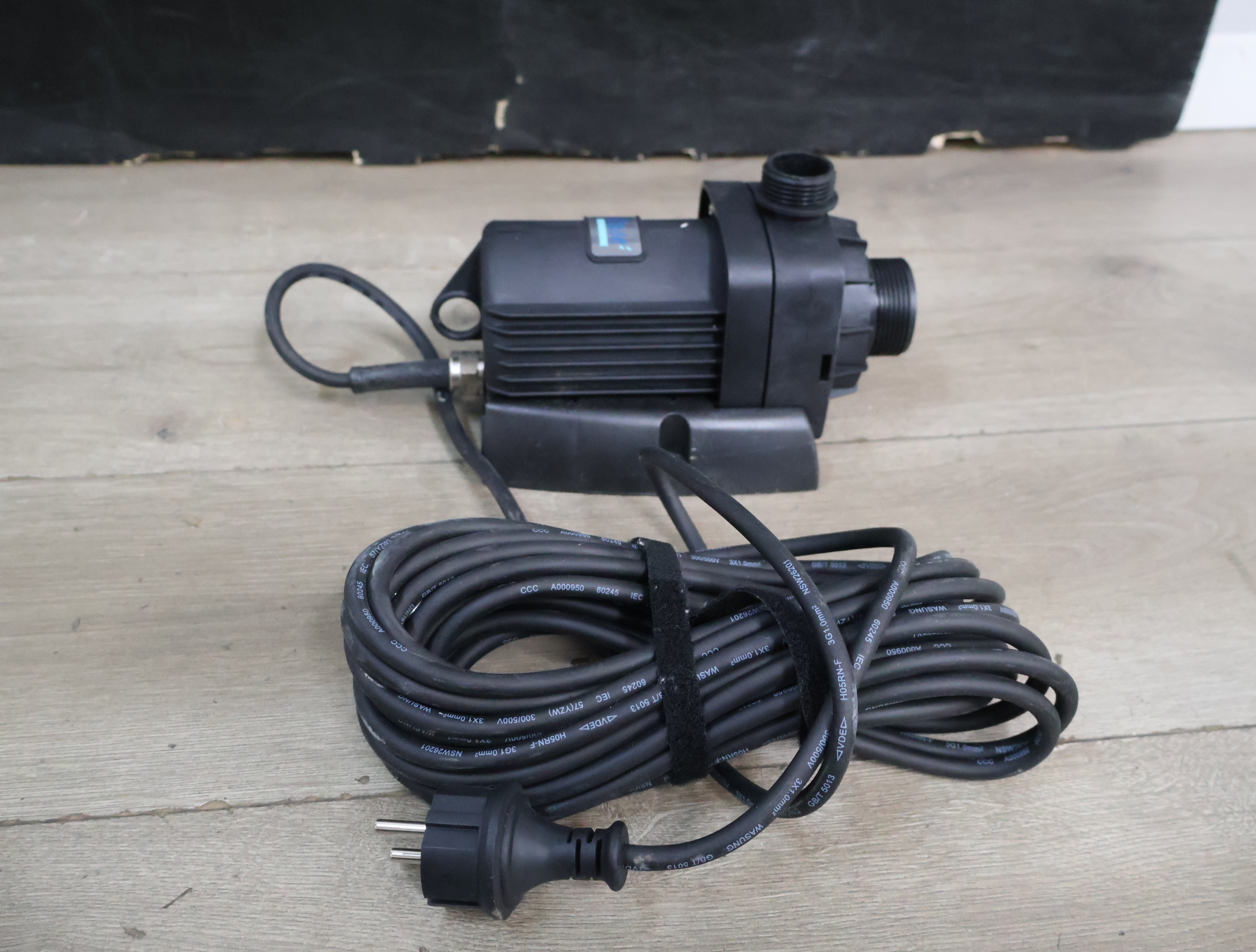 Elektrische Oase waterpomp – foto 4 – kavel bij GSD Auctions, Zoeterwoude