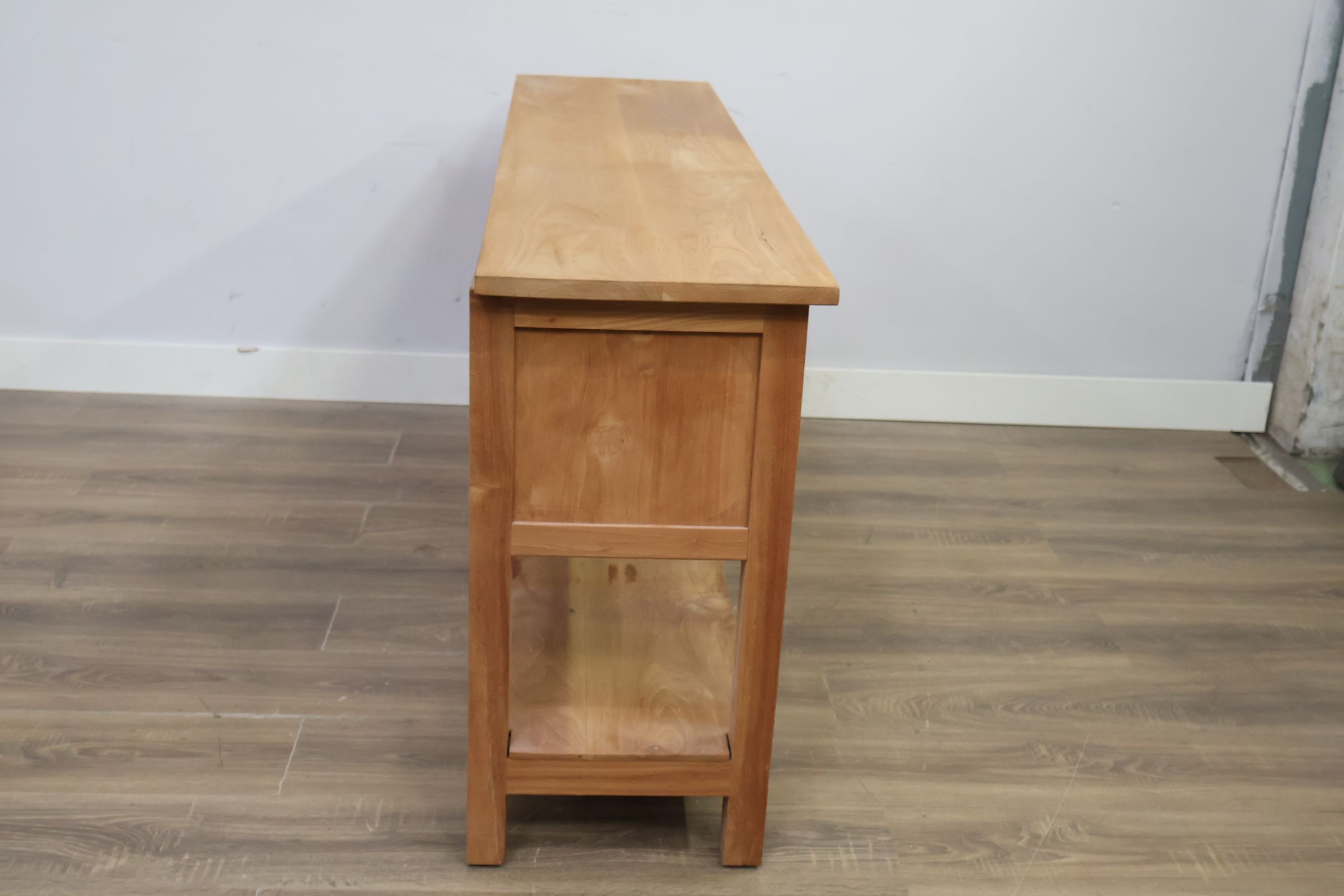 Houten dressoir met gaasdeuren – foto 3 – kavel bij GSD Auctions, Zoeterwoude