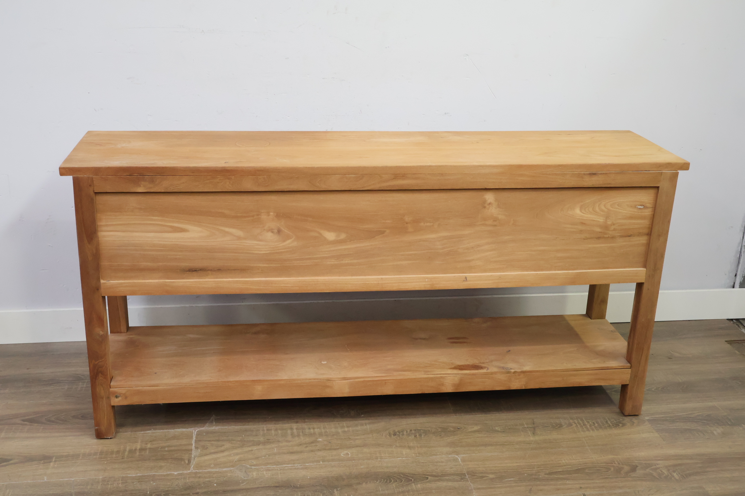 Houten dressoir met gaasdeuren – foto 5 – kavel bij GSD Auctions, Zoeterwoude