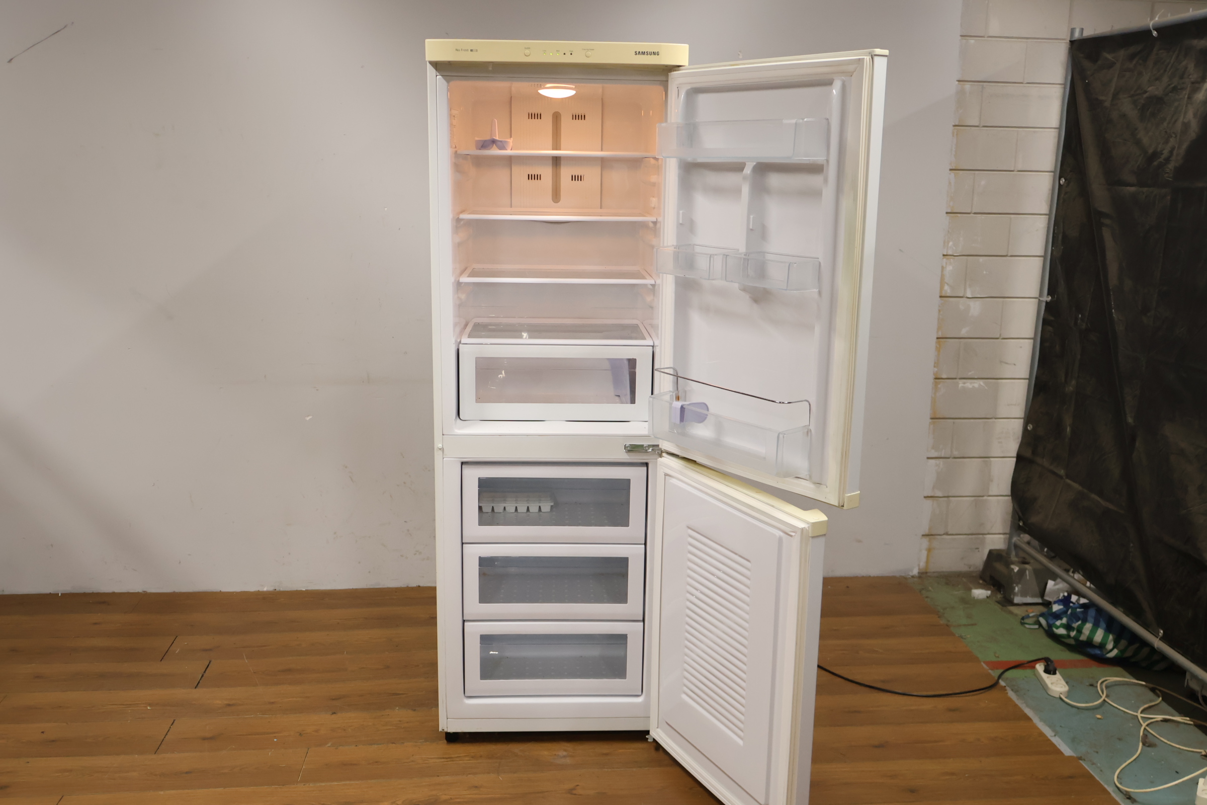 Samsung Koelvries-combinatie Koelkast – foto 12 – kavel bij GSD Auctions, Zoeterwoude