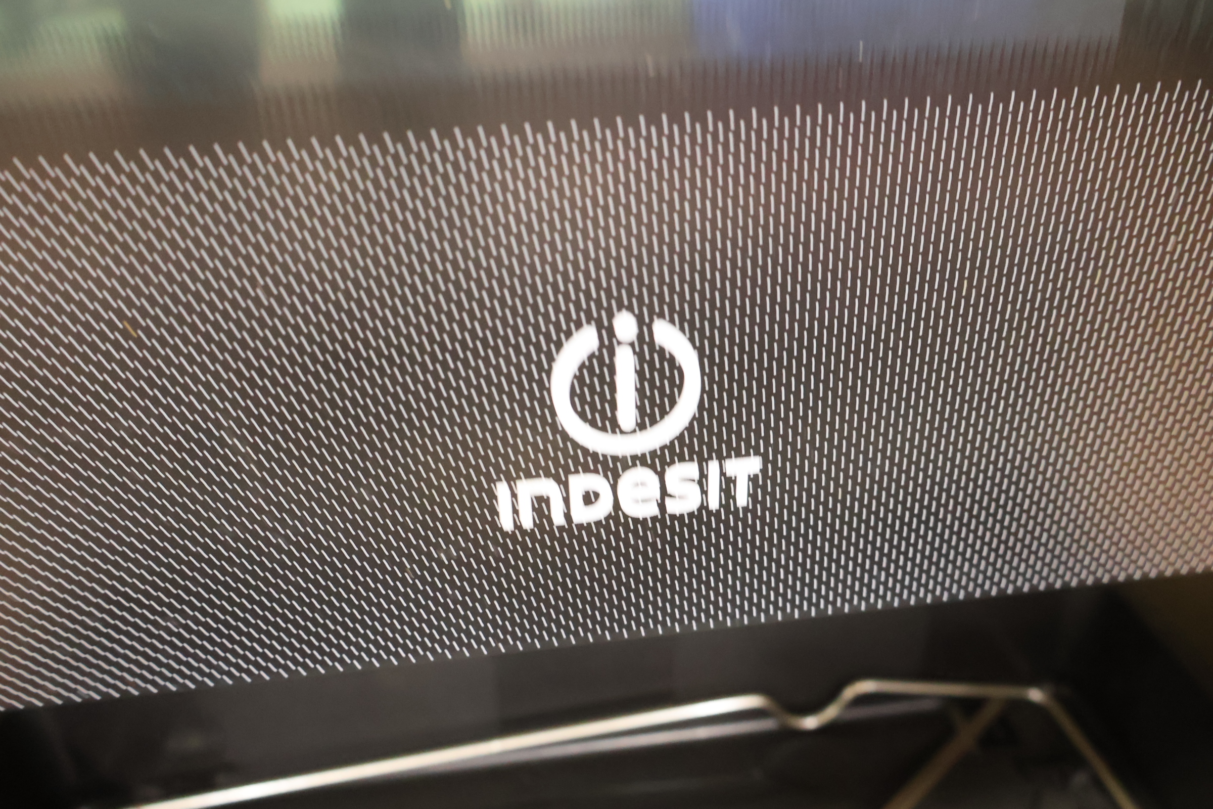 Indesit Elektrisch Fornuis Met Kookplaat – foto 14 – kavel bij GSD Auctions, Zoeterwoude