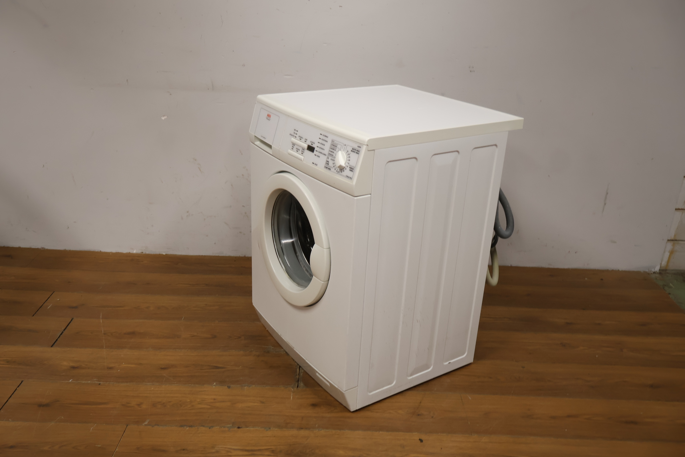 Wasmachine AEG Electrolux Lavamat – foto 9 – kavel bij GSD Auctions, Zoeterwoude