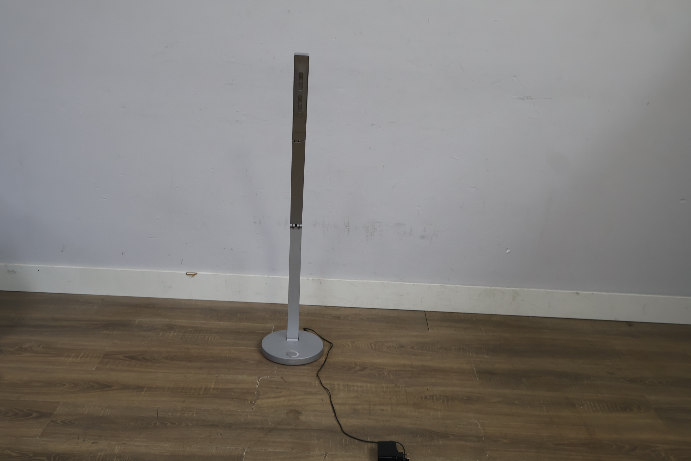 Philips LED bureaulamp – foto 9 – kavel bij GSD Auctions, Zoeterwoude