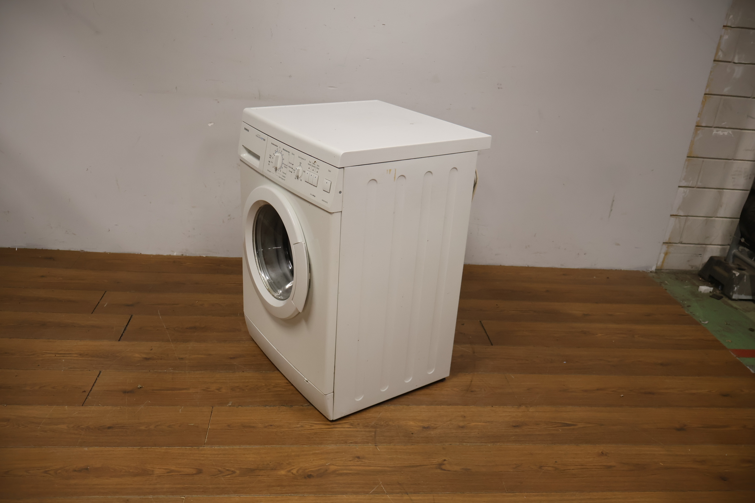 Siemens wasmachine AA Klasse XLM 1240 – foto 11 – kavel bij GSD Auctions, Zoeterwoude