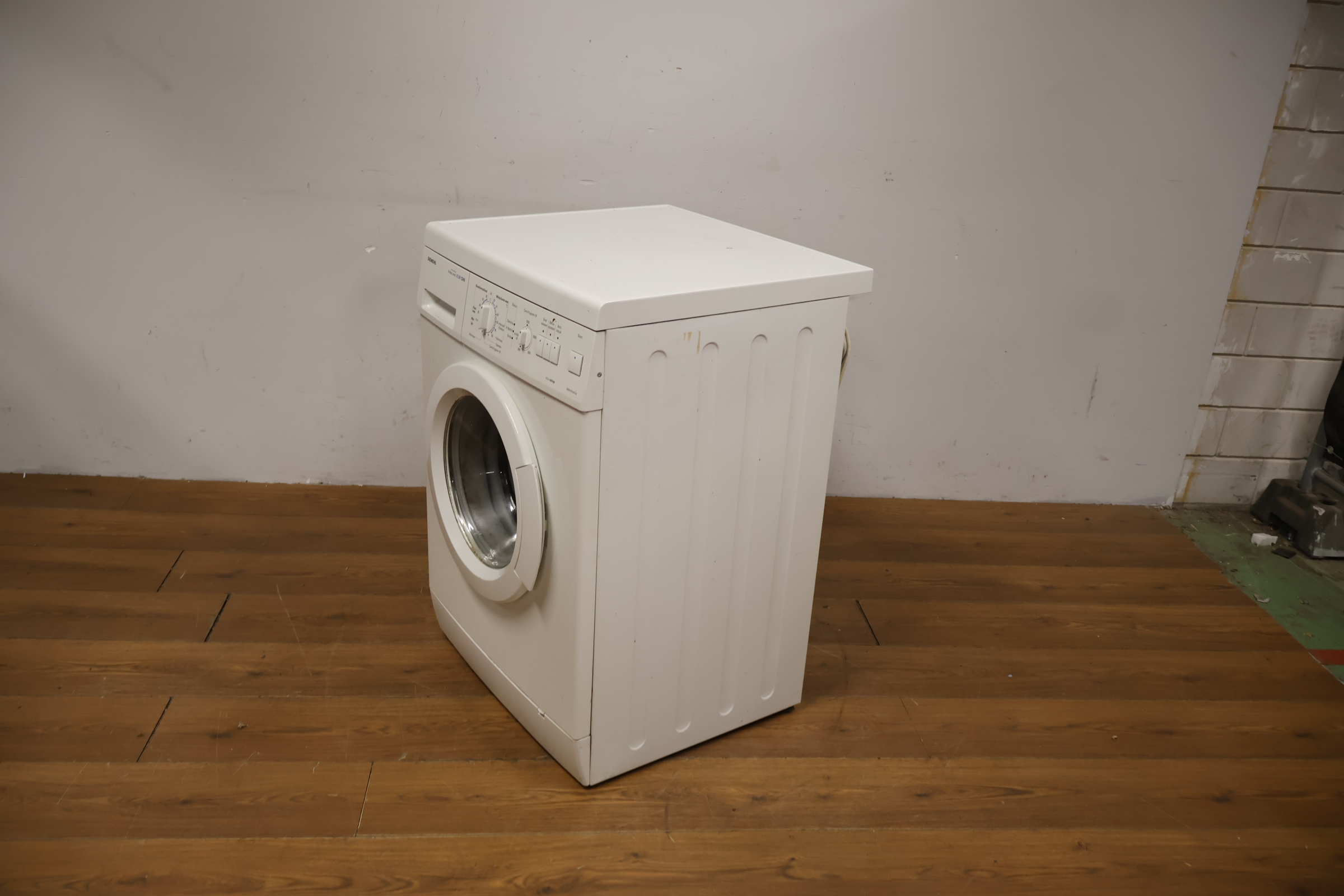 Siemens wasmachine AA Klasse XLM 1240 – foto 12 – kavel bij GSD Auctions, Zoeterwoude