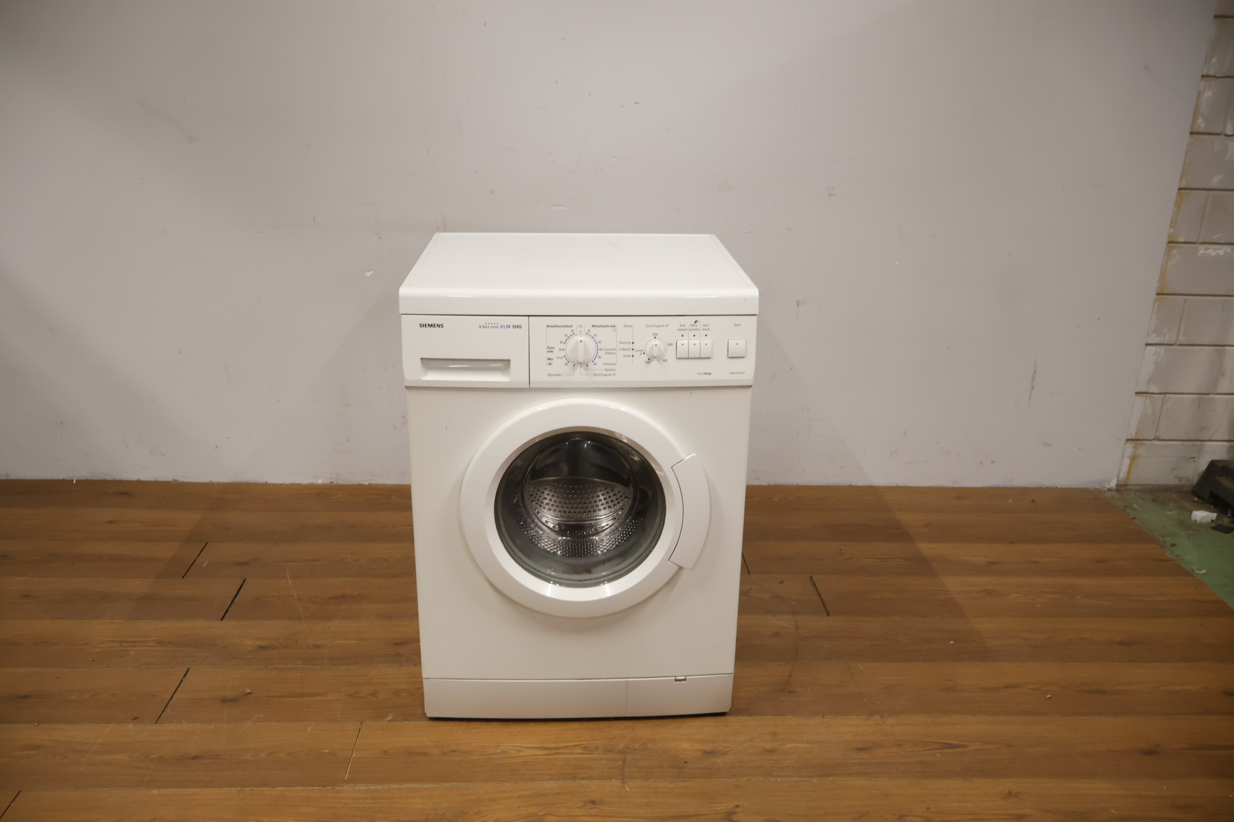 Siemens wasmachine AA Klasse XLM 1240 – foto 15 – kavel bij GSD Auctions, Zoeterwoude