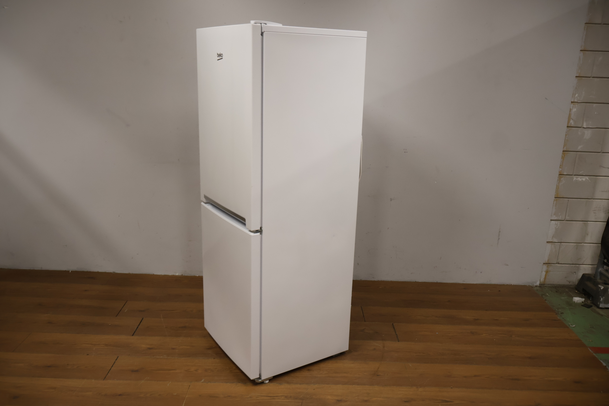 Beko koelvries-combinatie Koelkast – foto 10 – kavel bij GSD Auctions, Zoeterwoude