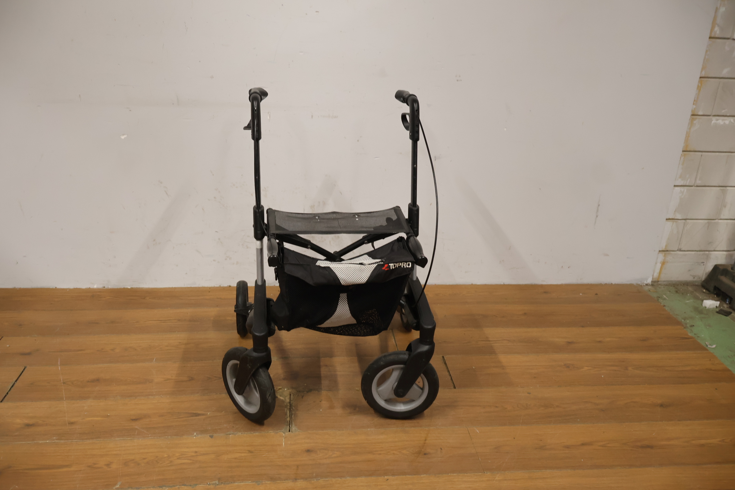 Topro Troja rollator – foto 9 – kavel bij GSD Auctions, Zoeterwoude