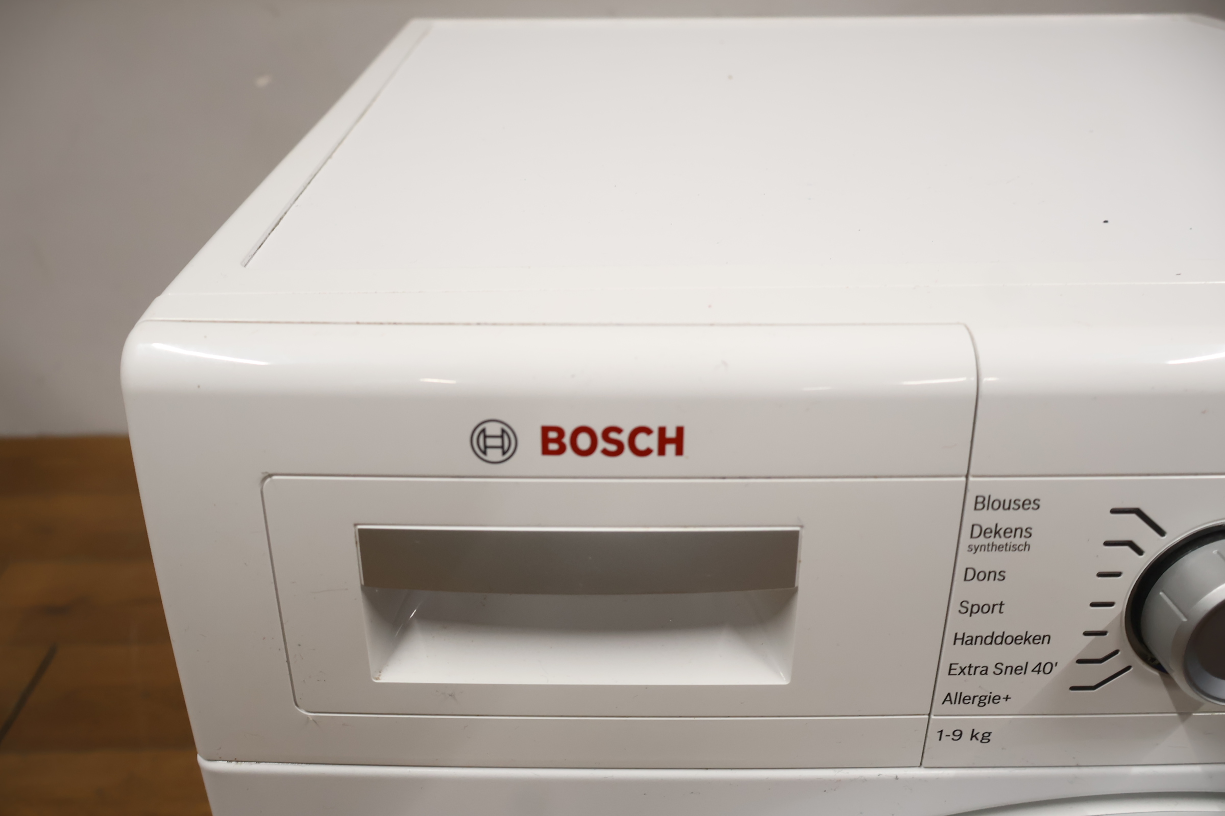 Bosch warmtepompdroger Serie 8 - Selfcleaning Condenser, 9 KG – foto 18 – kavel bij GSD Auctions, Zoeterwoude