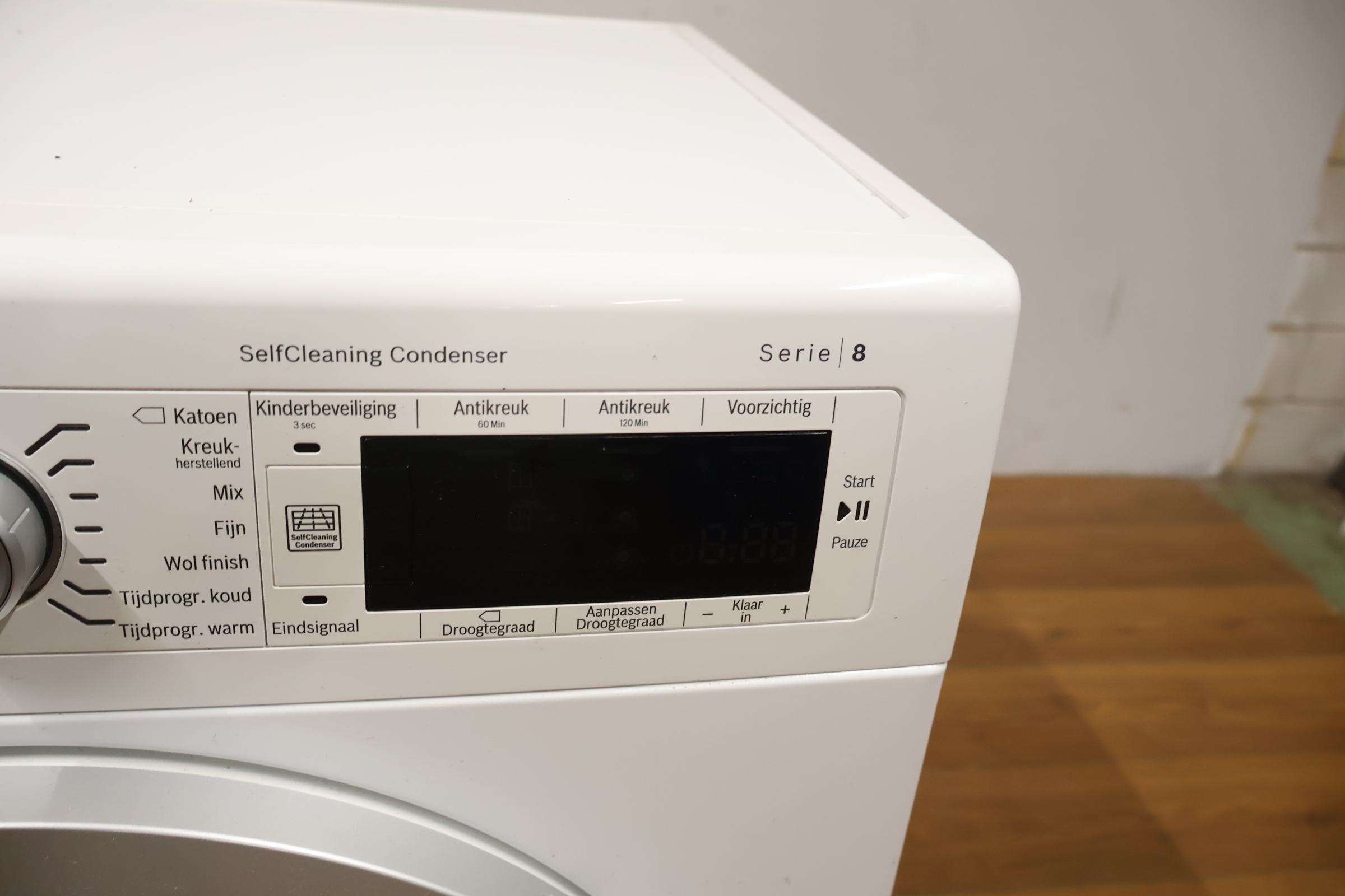 Bosch warmtepompdroger Serie 8 - Selfcleaning Condenser, 9 KG – foto 20 – kavel bij GSD Auctions, Zoeterwoude