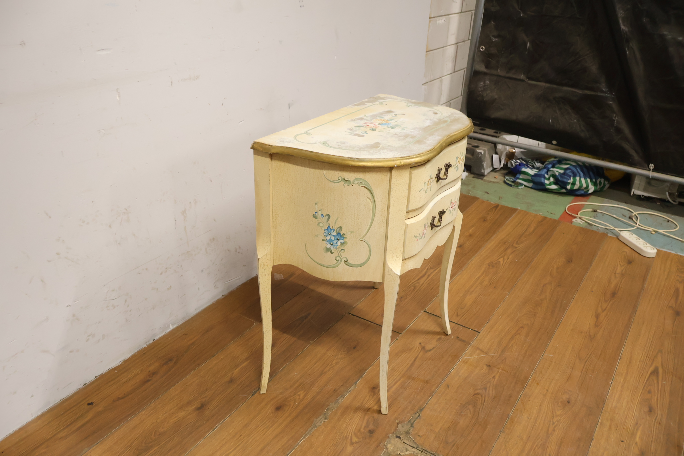 Antieke Venetian Barok Ladekast – foto 17 – kavel bij GSD Auctions, Zoeterwoude