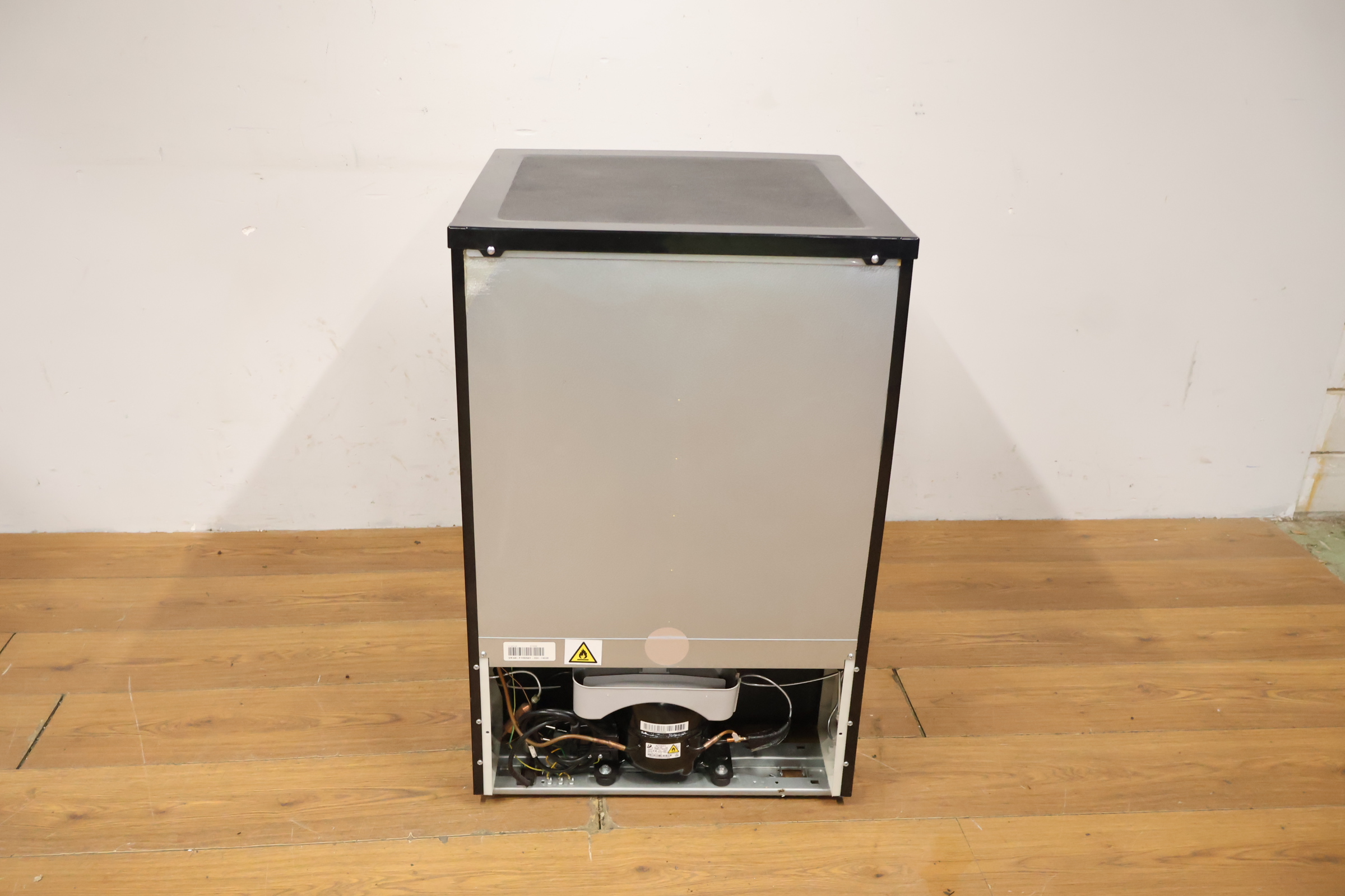 Inventum Tafelmodel Koelvries-combi Koelkast – foto 5 – kavel bij GSD Auctions, Zoeterwoude