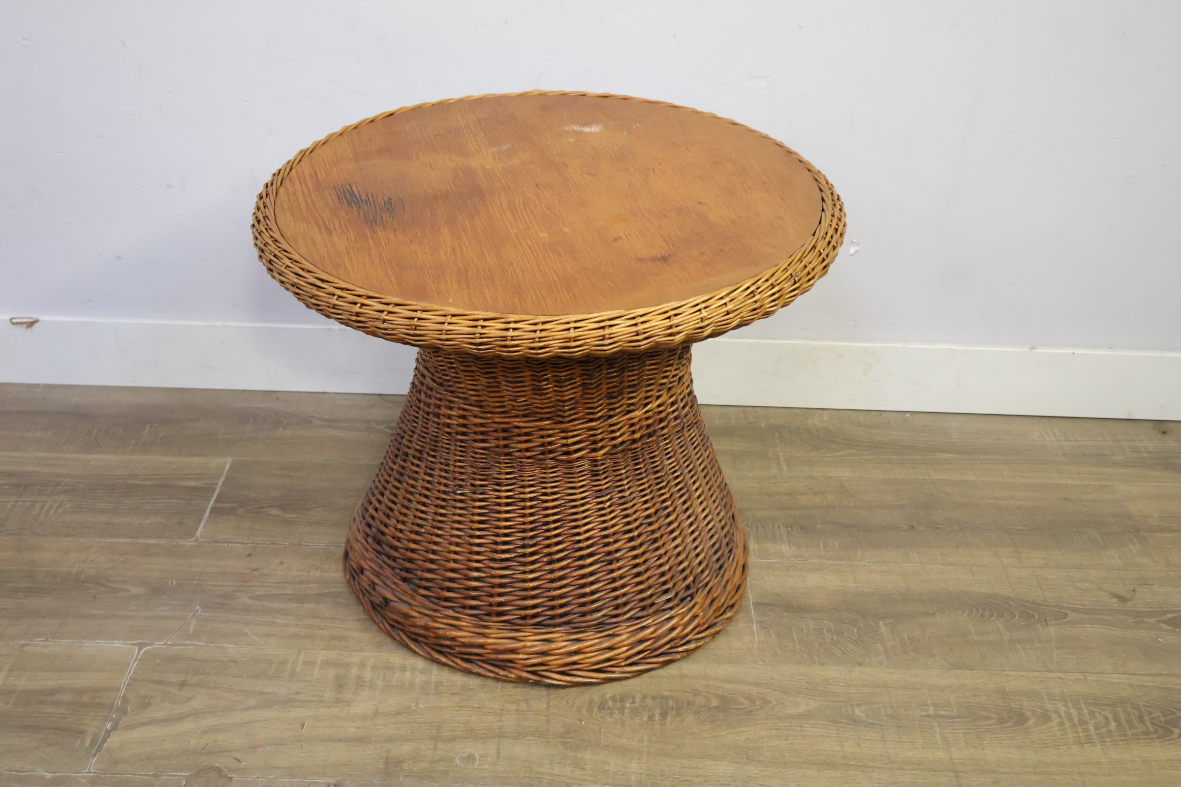 Ronde Rotan Tafel – foto 8 – kavel bij GSD Auctions, Zoeterwoude