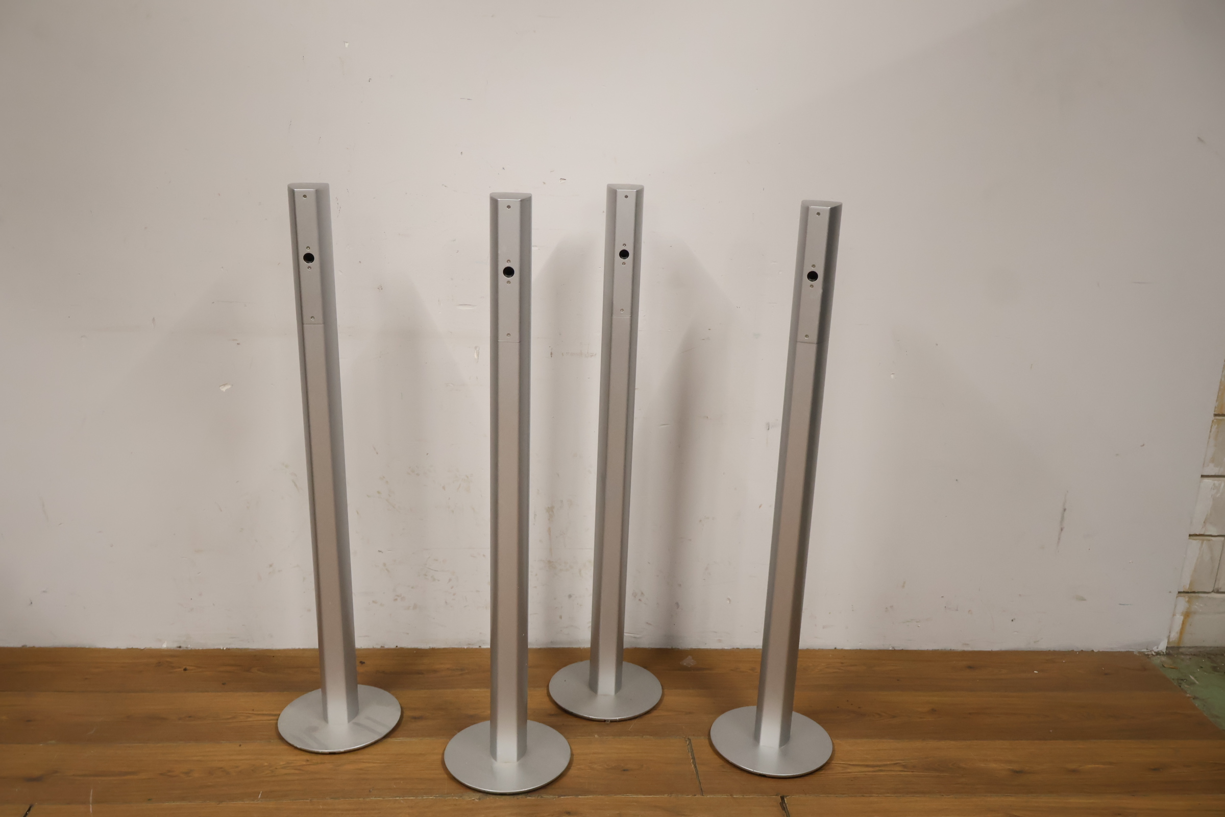 Set van 4 JVC luidsprekerzuilen - Speakers – foto 5 – kavel bij GSD Auctions, Zoeterwoude