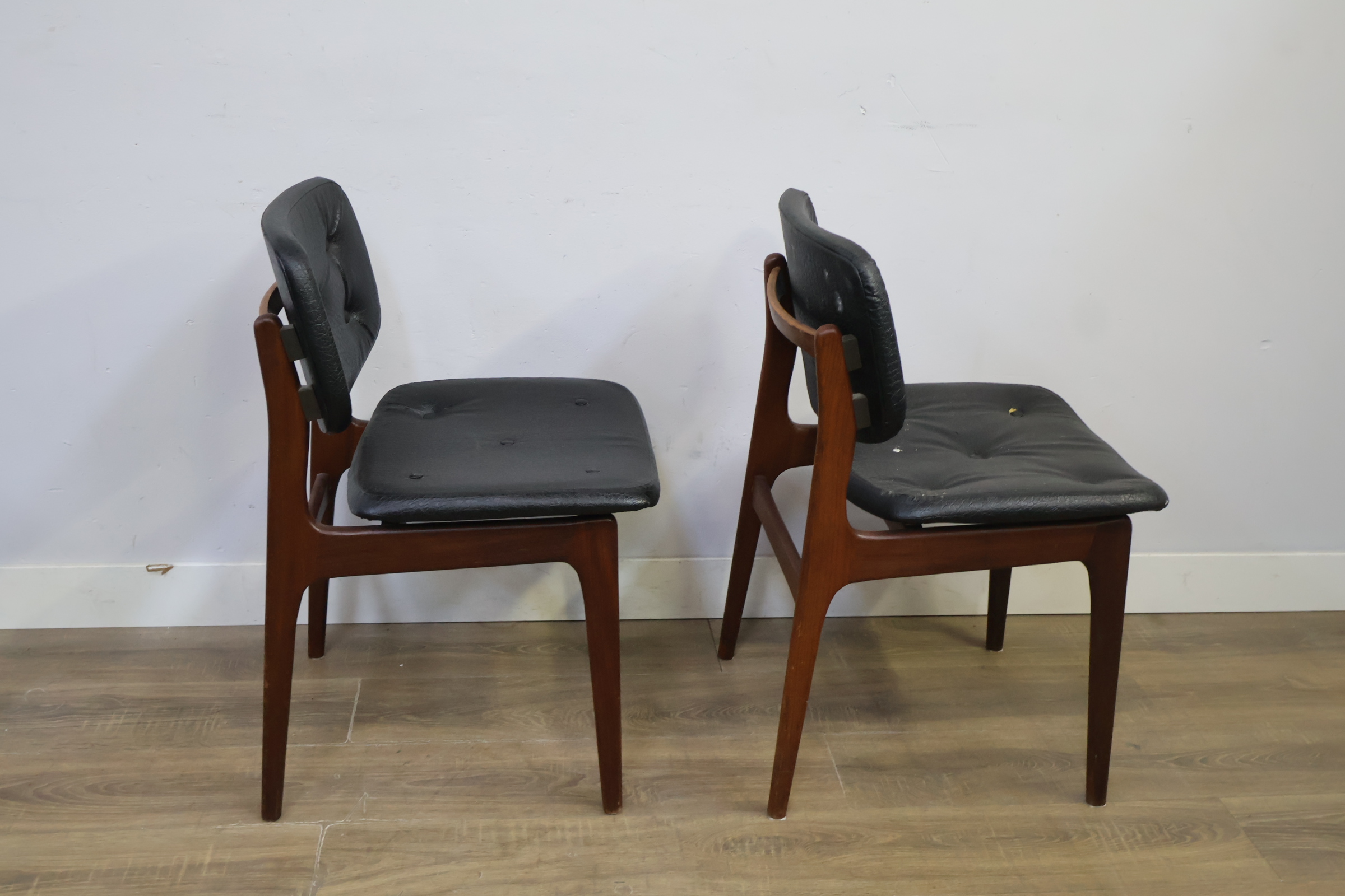 Set van 2 Vintage Stoelen - Jaren '60 – foto 3 – kavel bij GSD Auctions, Zoeterwoude