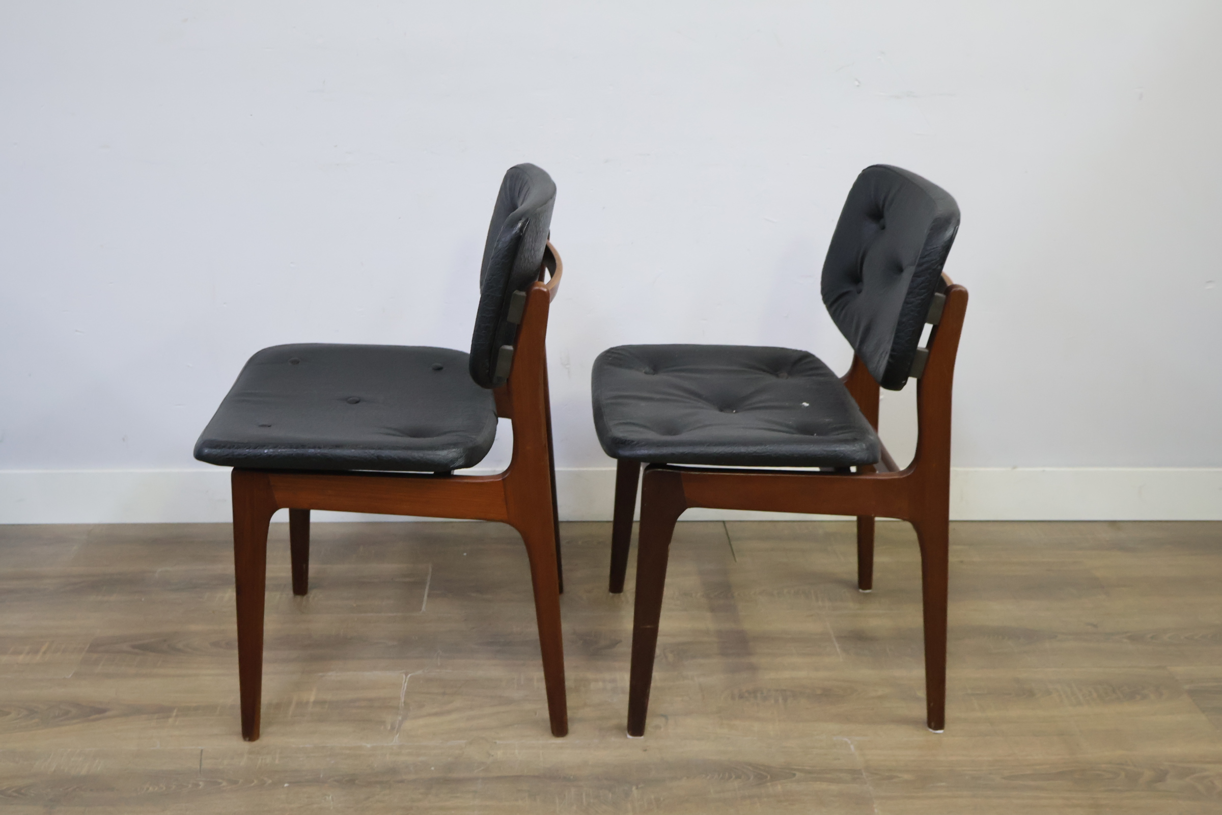 Set van 2 Vintage Stoelen - Jaren '60 – foto 7 – kavel bij GSD Auctions, Zoeterwoude