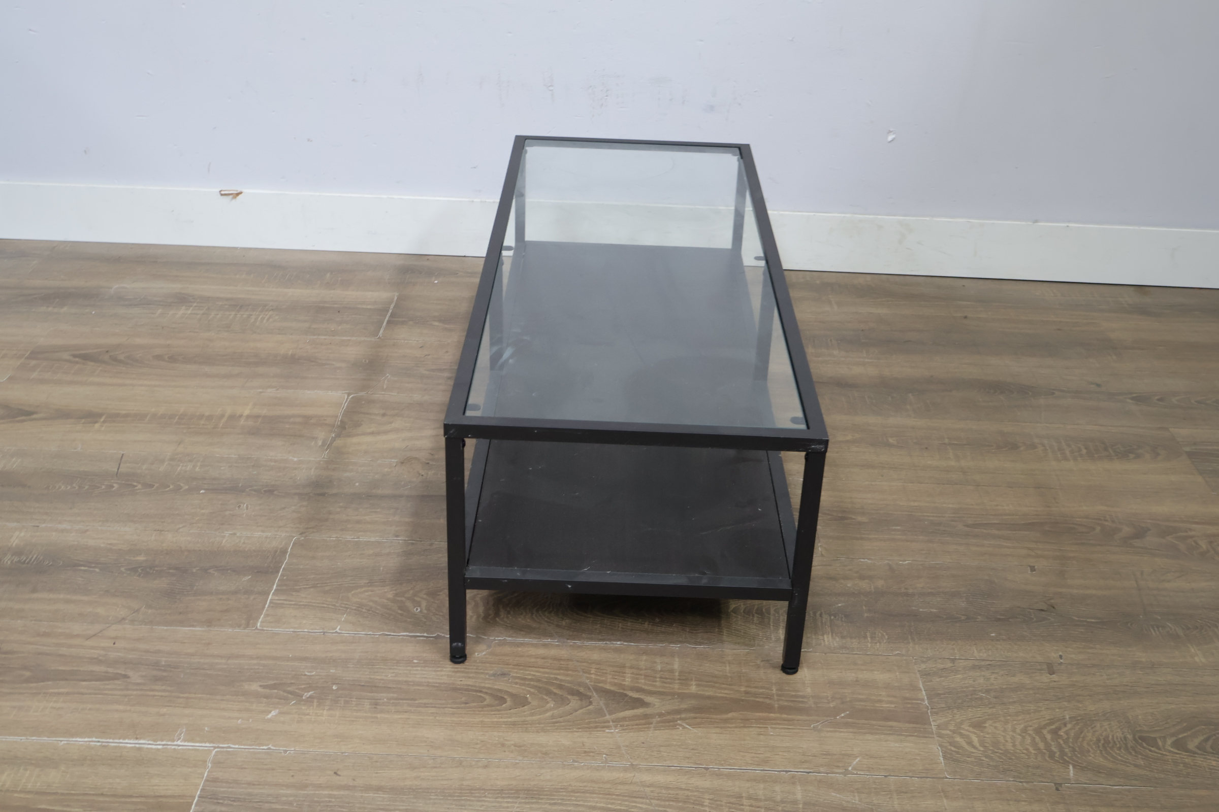 Koffietafel met glazen blad - Salontafel – foto 7 – kavel bij GSD Auctions, Zoeterwoude