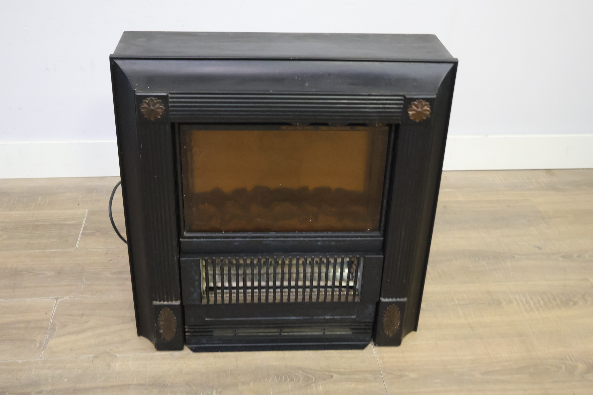 Elektrische sfeerhaard – foto 15 – kavel bij GSD Auctions, Zoeterwoude