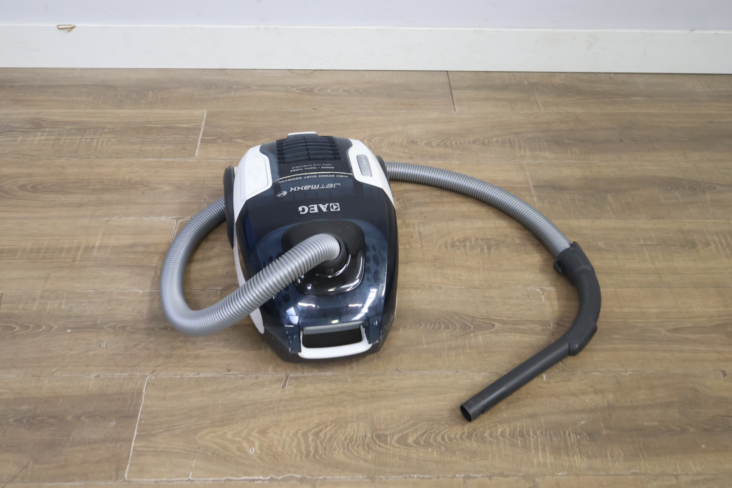 Jetmax 2000W stofzuiger – foto 11 – kavel bij GSD Auctions, Zoeterwoude