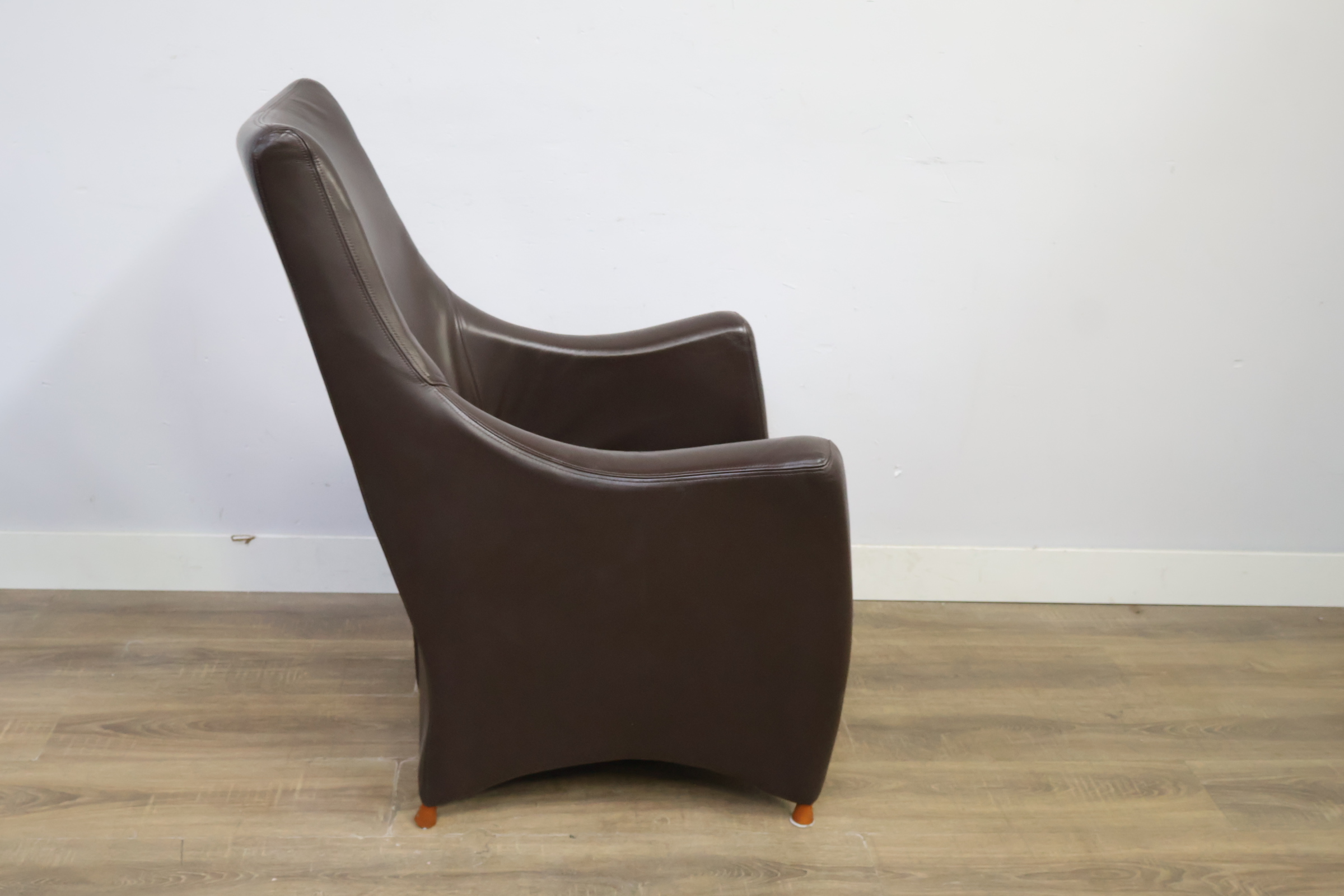 Heerlijke Lederen fauteuil – foto 3 – kavel bij GSD Auctions, Zoeterwoude